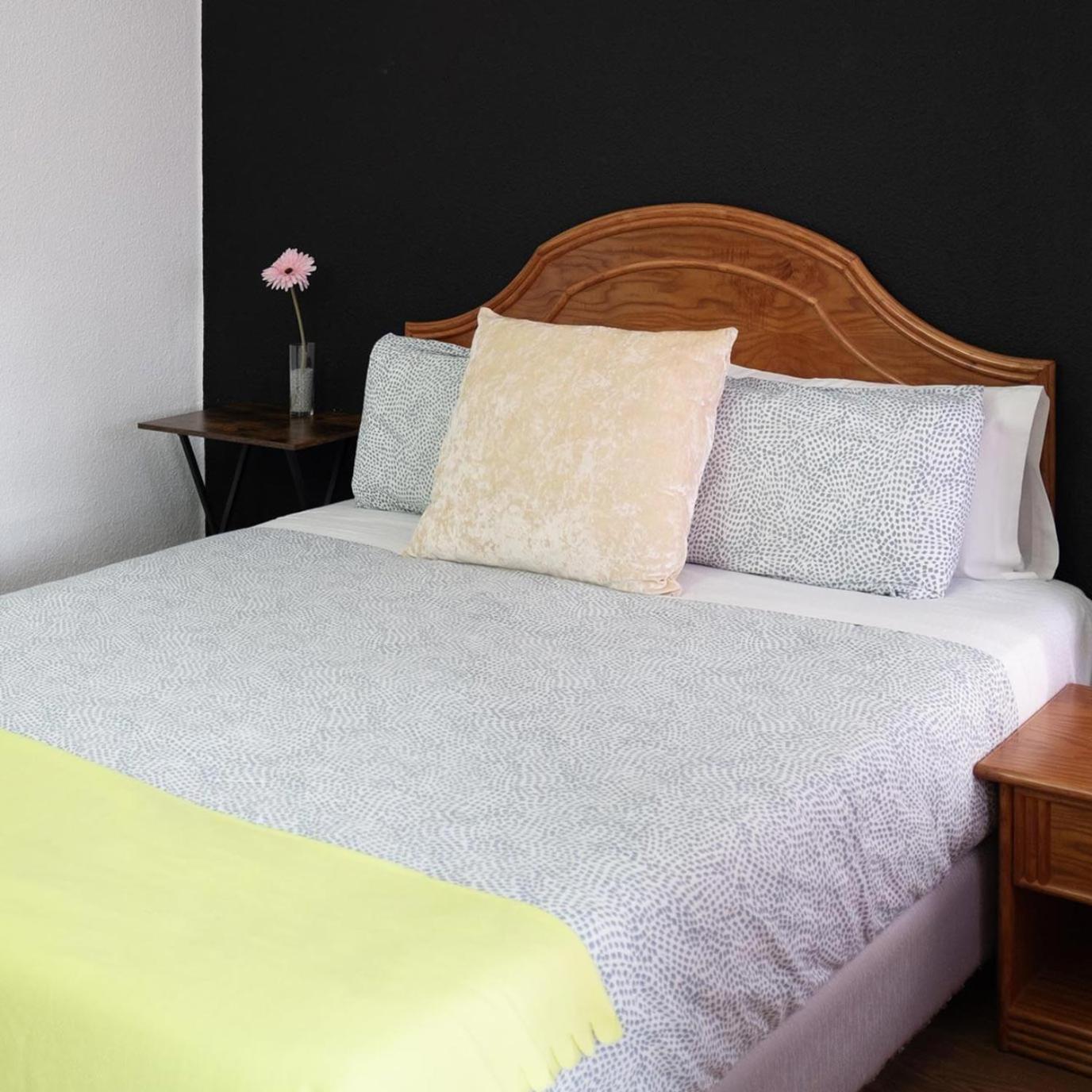 Double Room - Photo 3