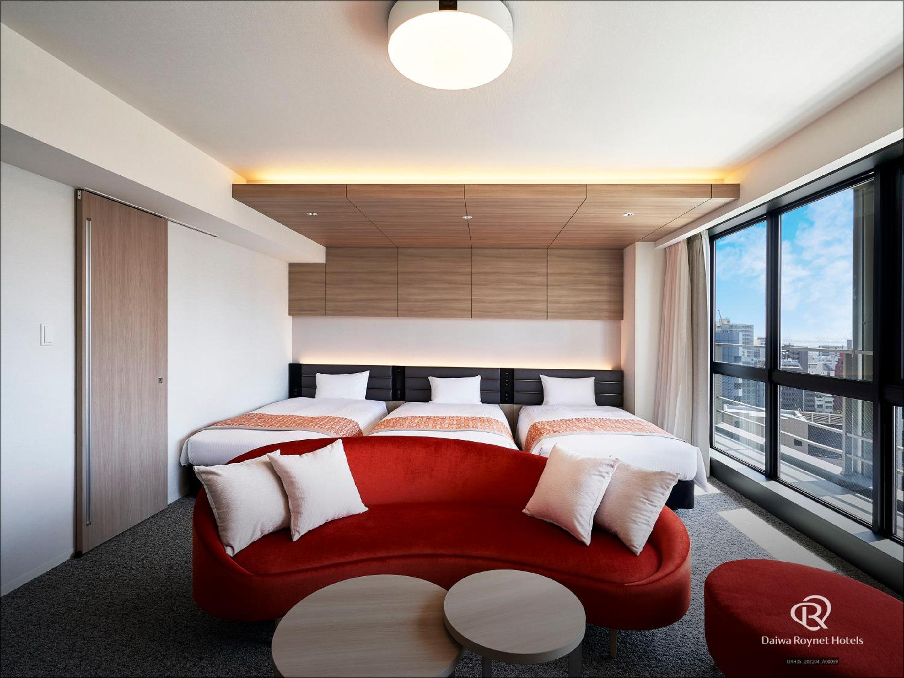 Triple Room - Smoking - Photo 5