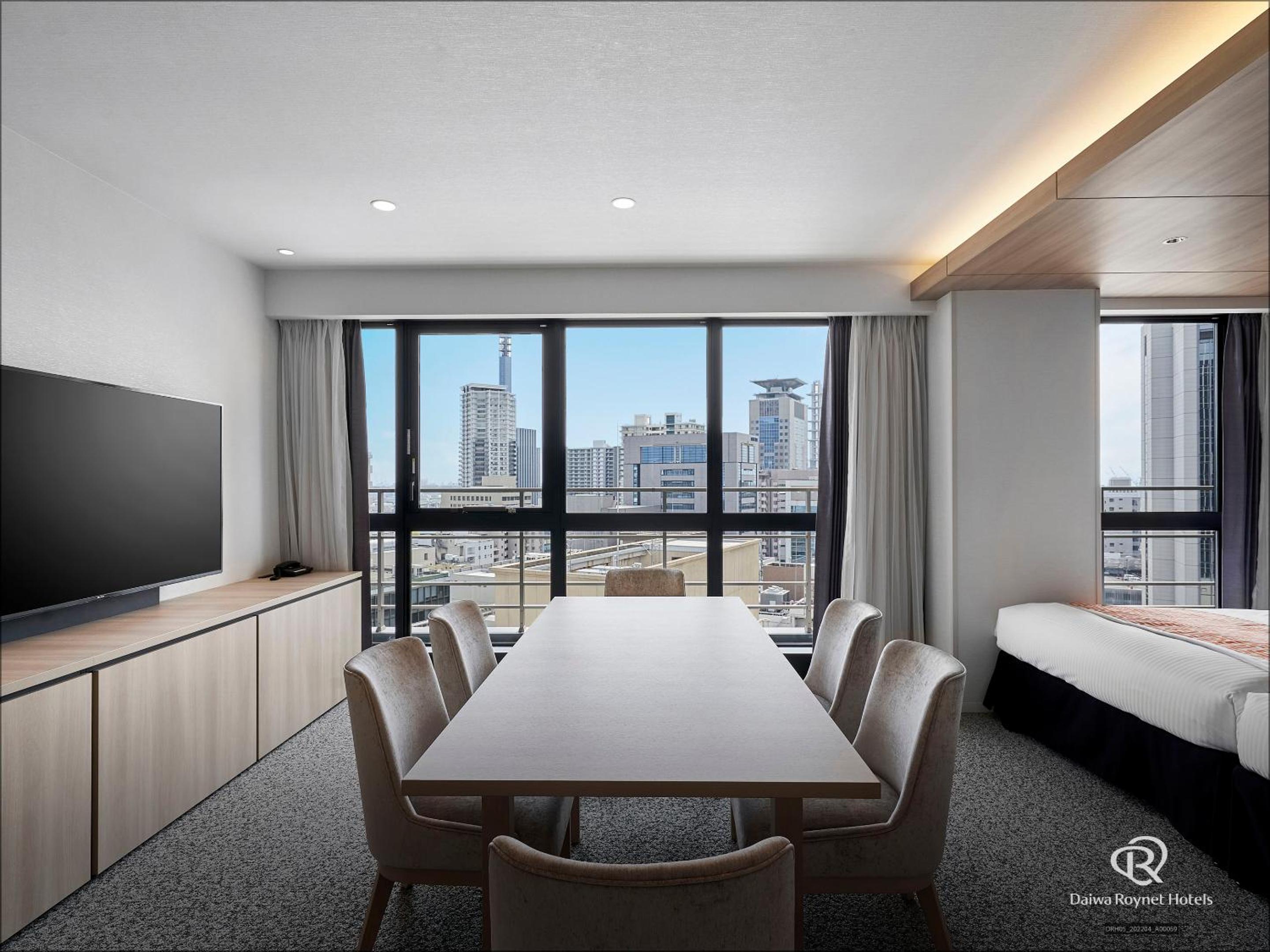 Quadruple Room - Smoking - Photo 2