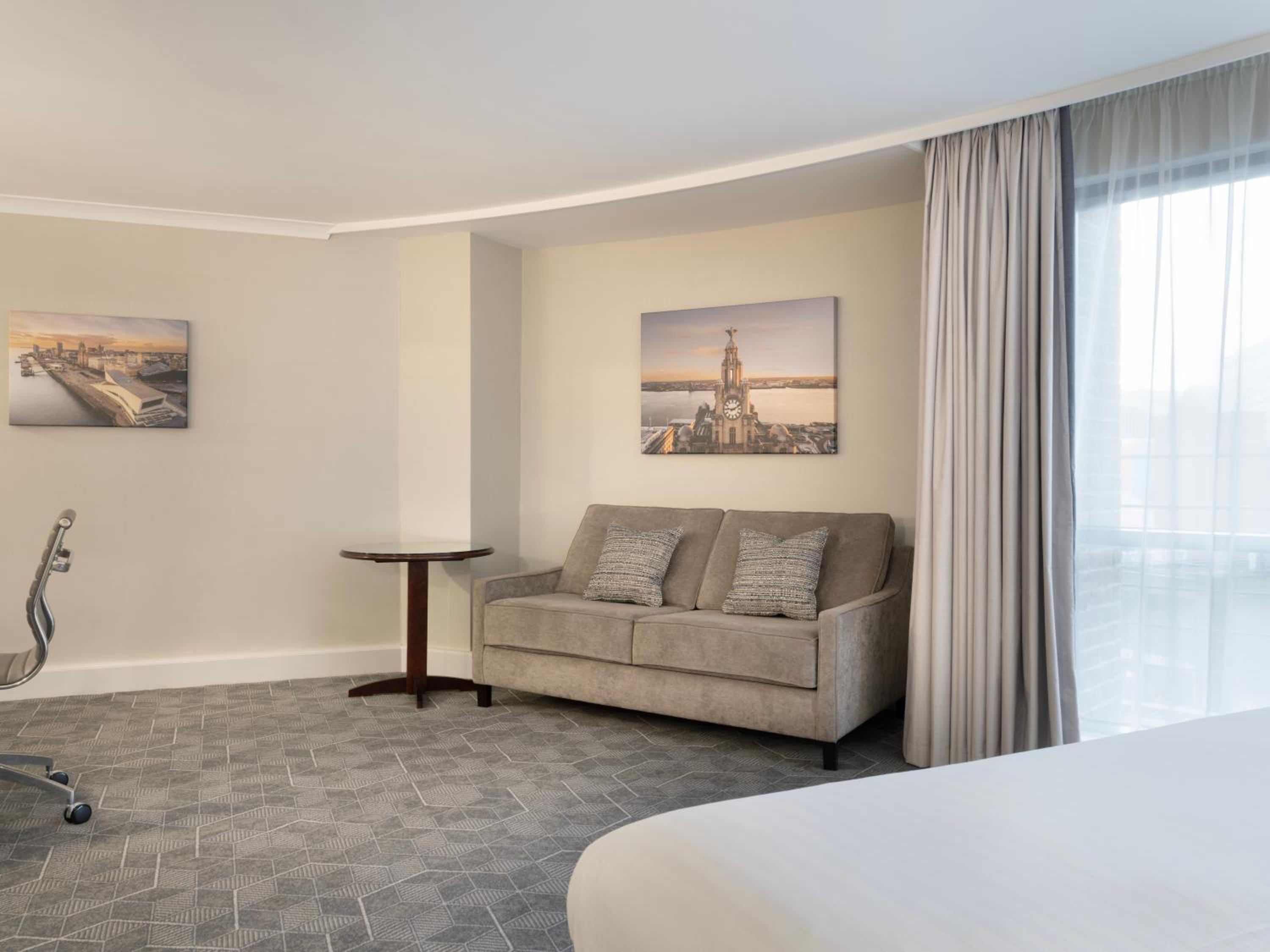 Premium Deluxe Room - Photo 1