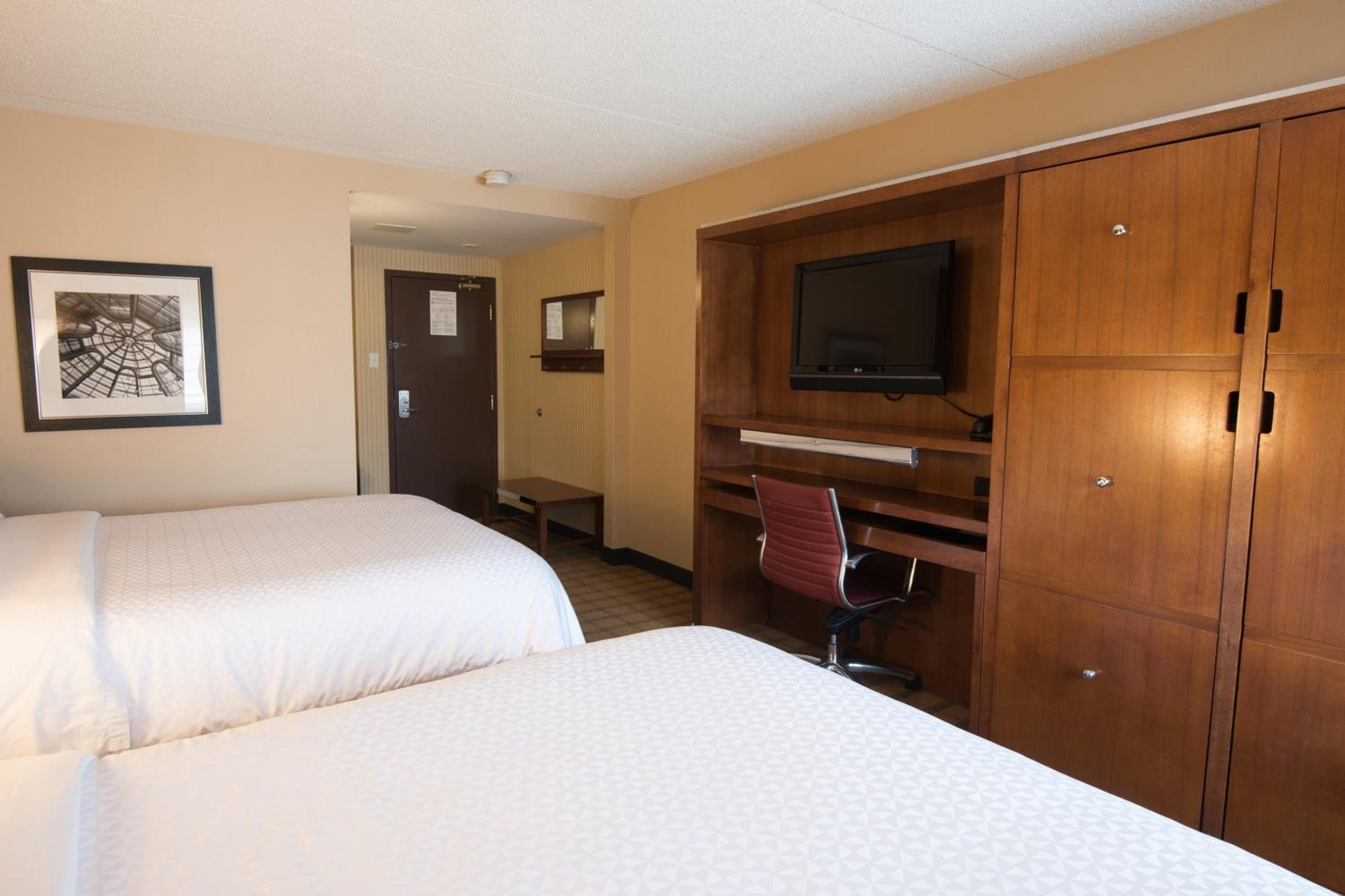 Guest room, 2 Queen - Photo 2