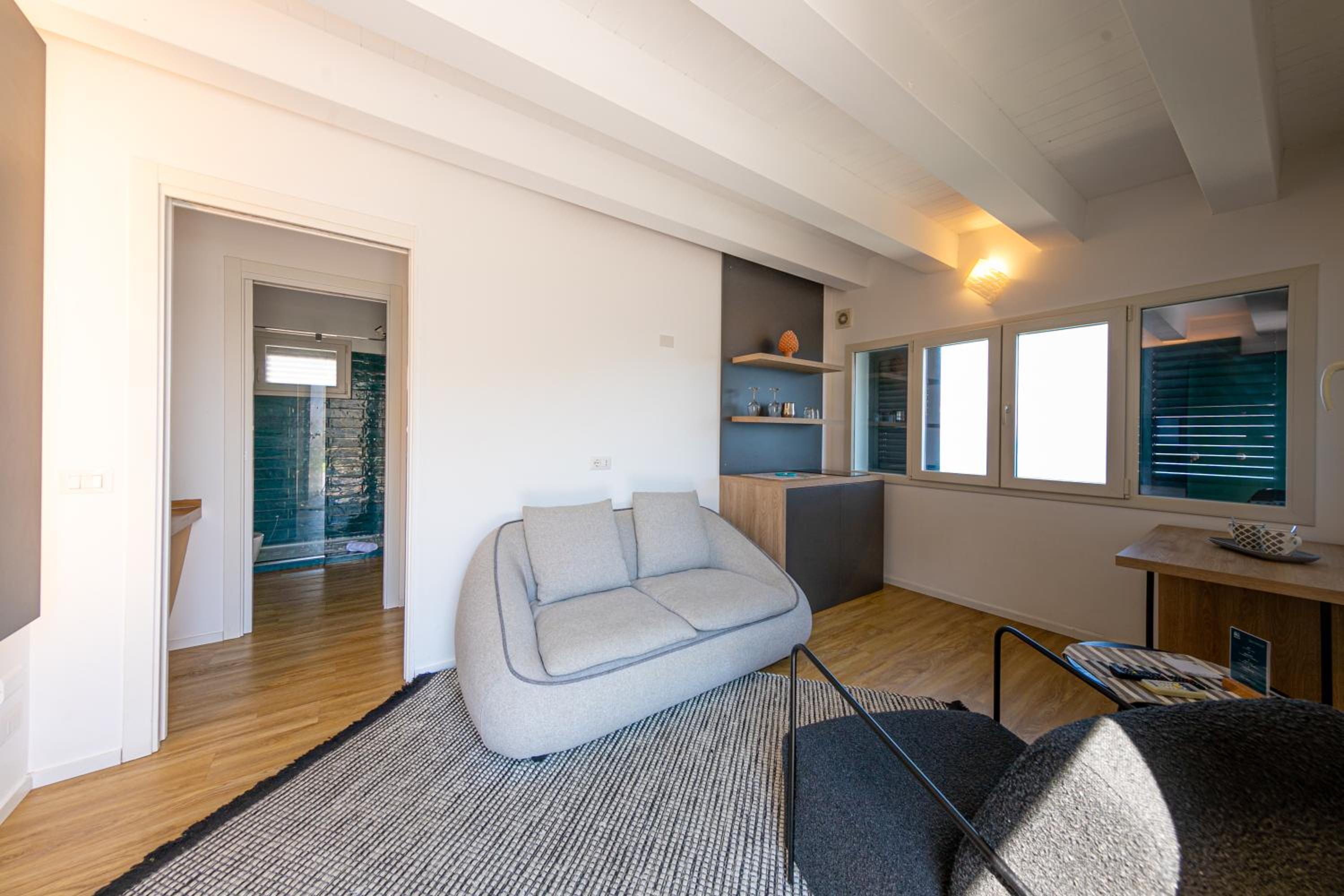 Junior Suite with Sea View - Photo 1