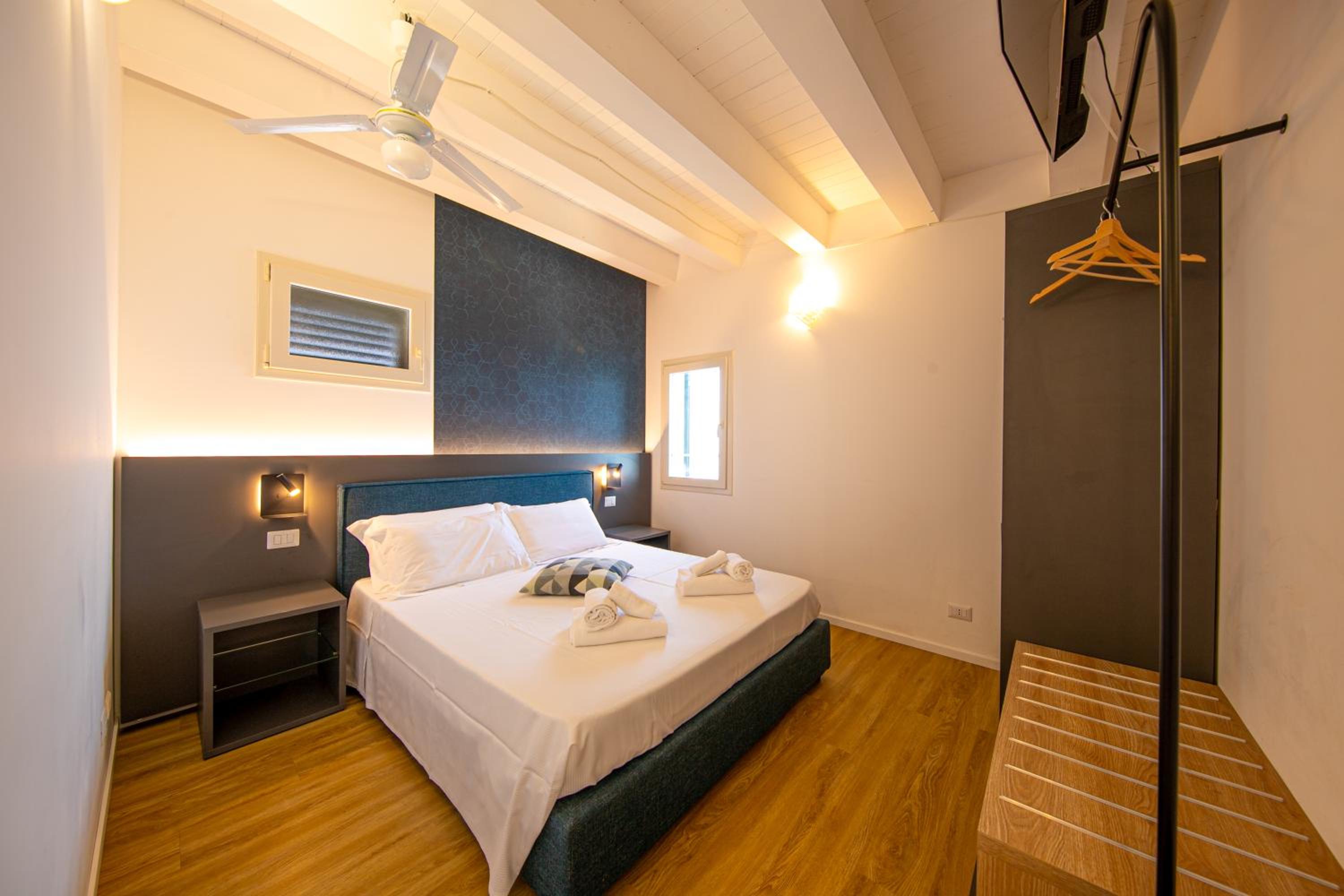 Junior Suite with Sea View - Photo 6