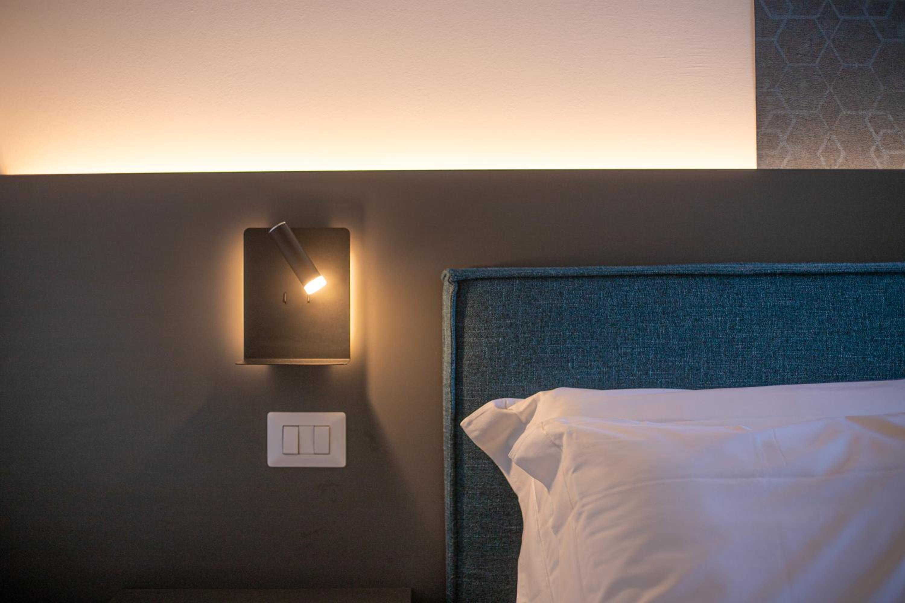 Junior Suite with Sea View - Photo 5