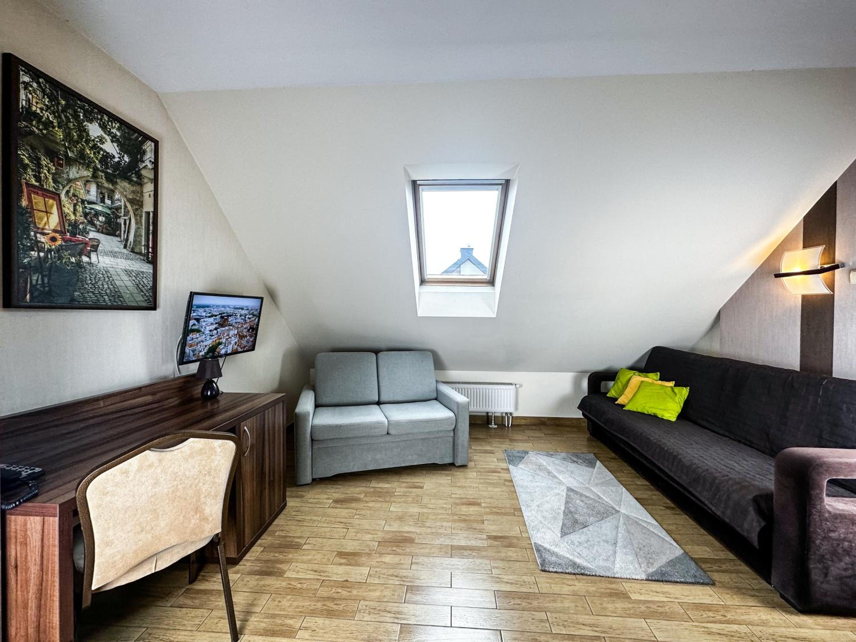 Quadruple Room - Photo 1
