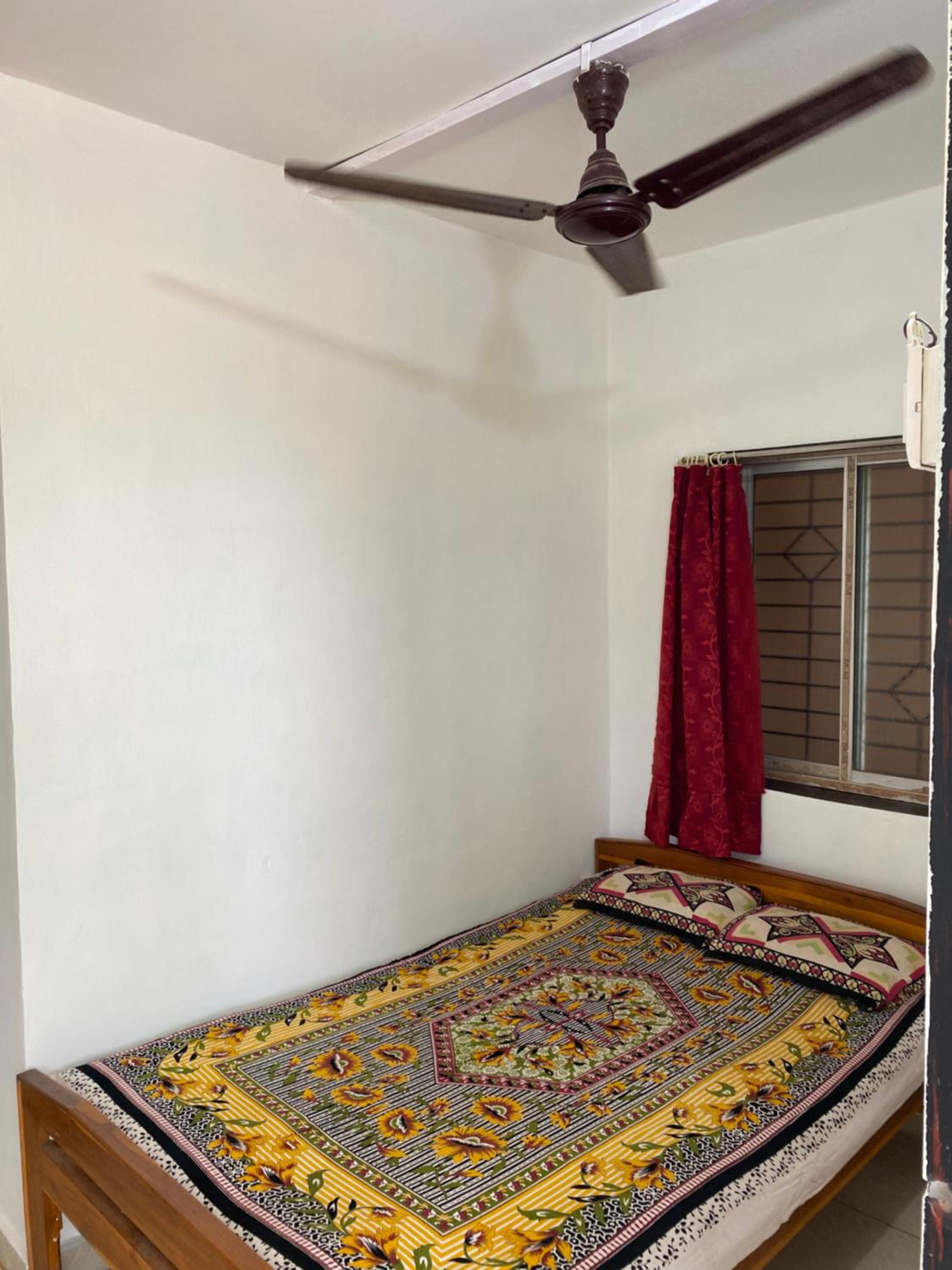 Small Twin Room photo 2