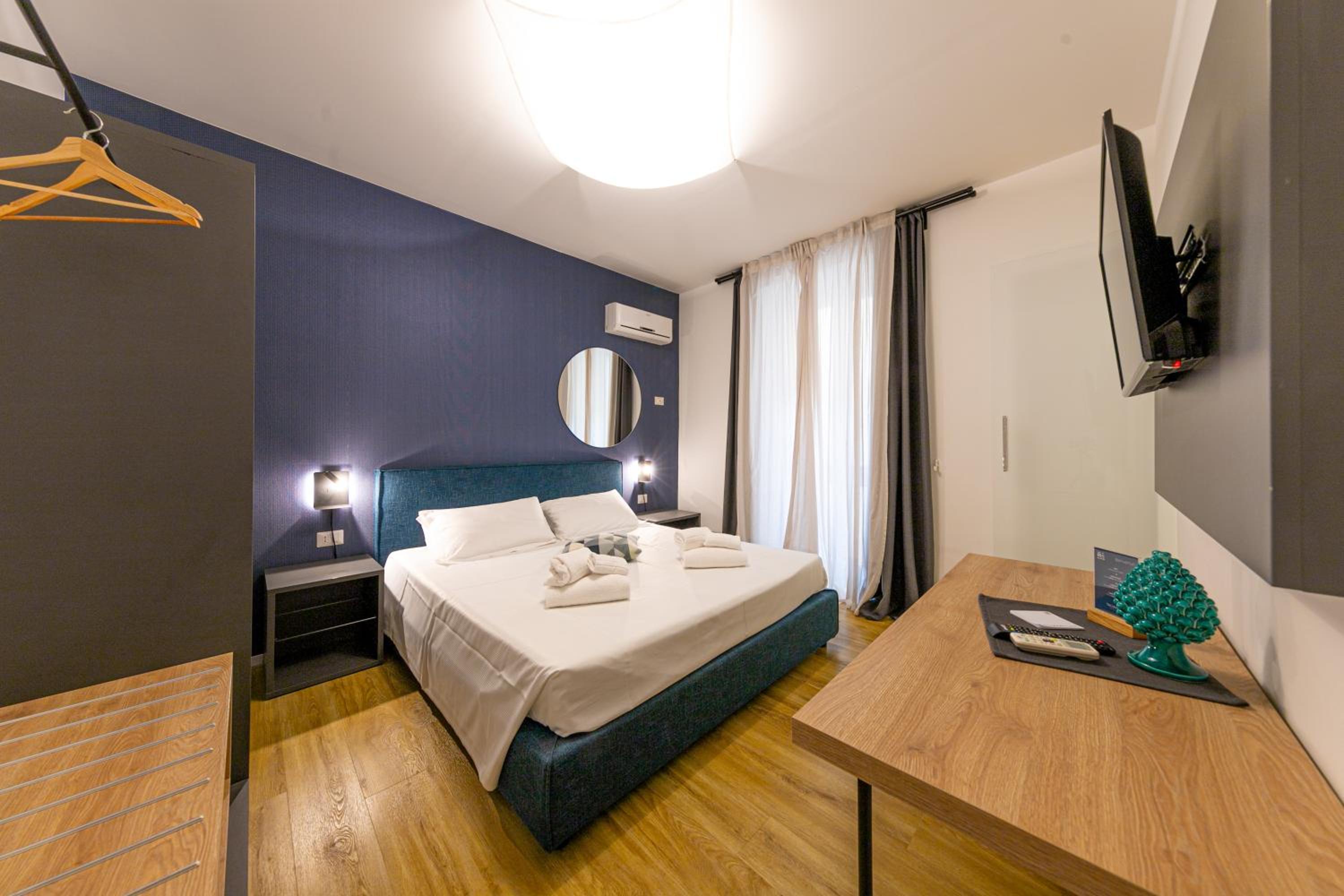 Standard Double Room - Photo 6