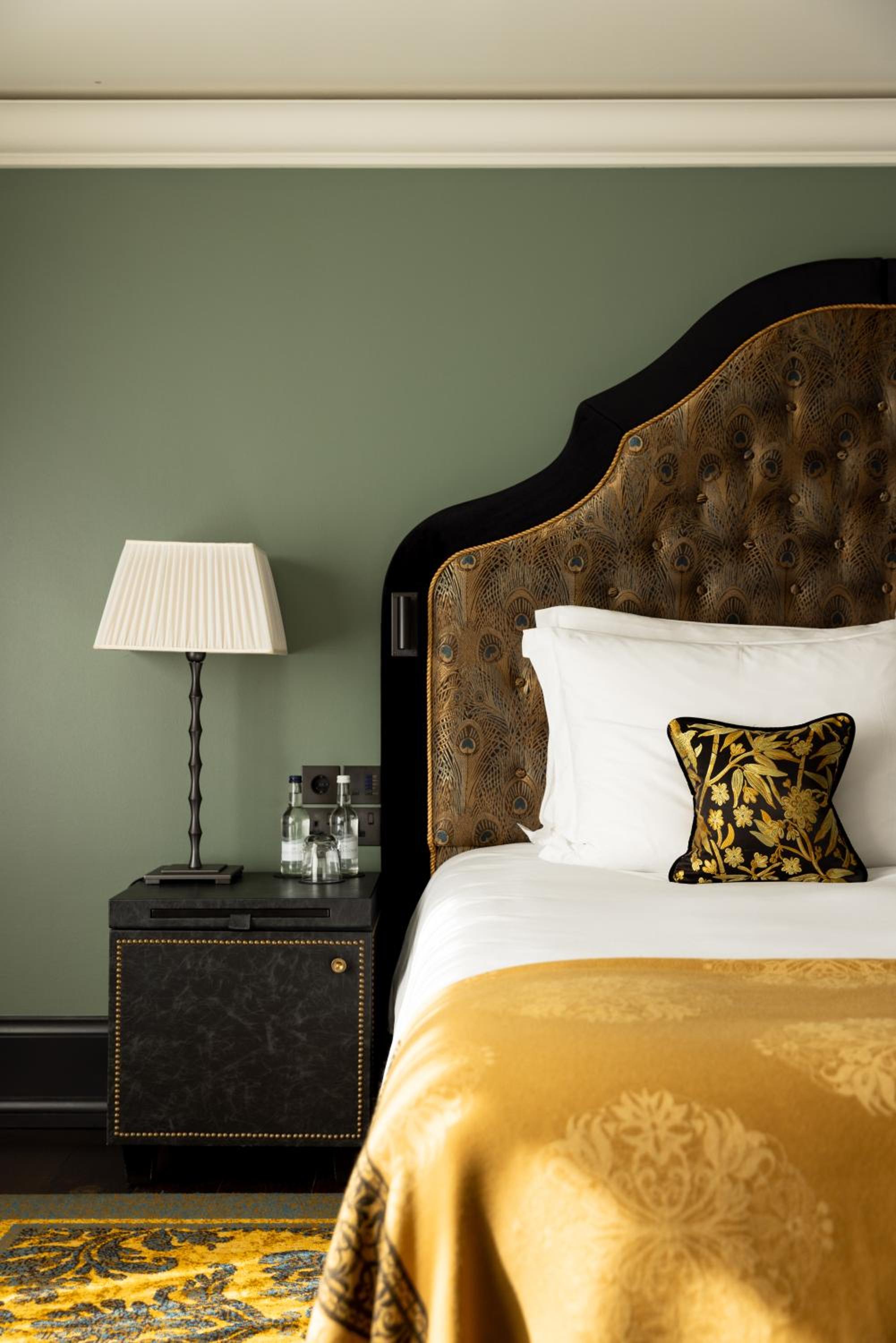 Deluxe King Room photo 3