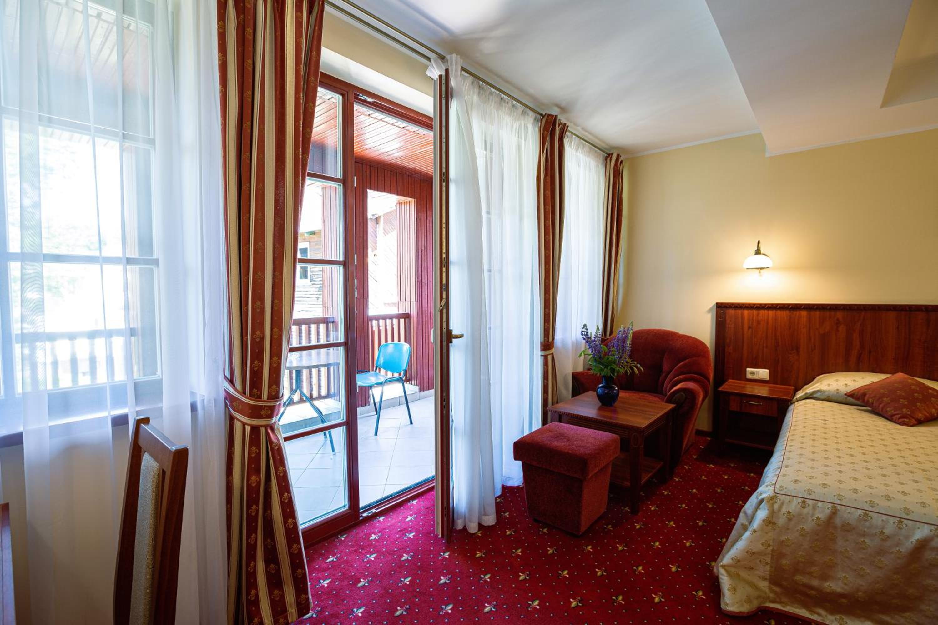 Double or Twin Room with Balcony and SPA Access photo 3