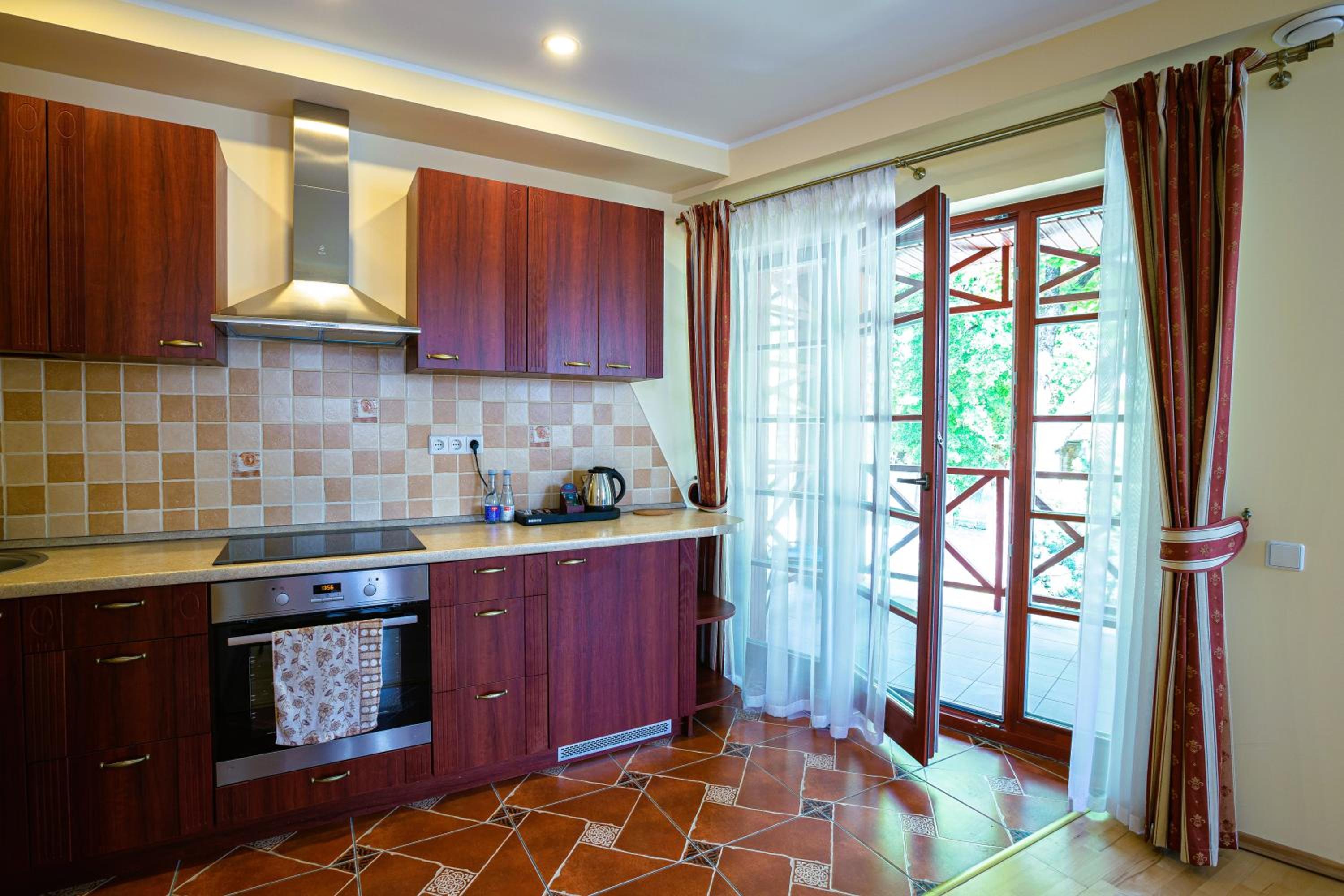 One-Bedroom Apartment with Balcony and SPA Access photo 2