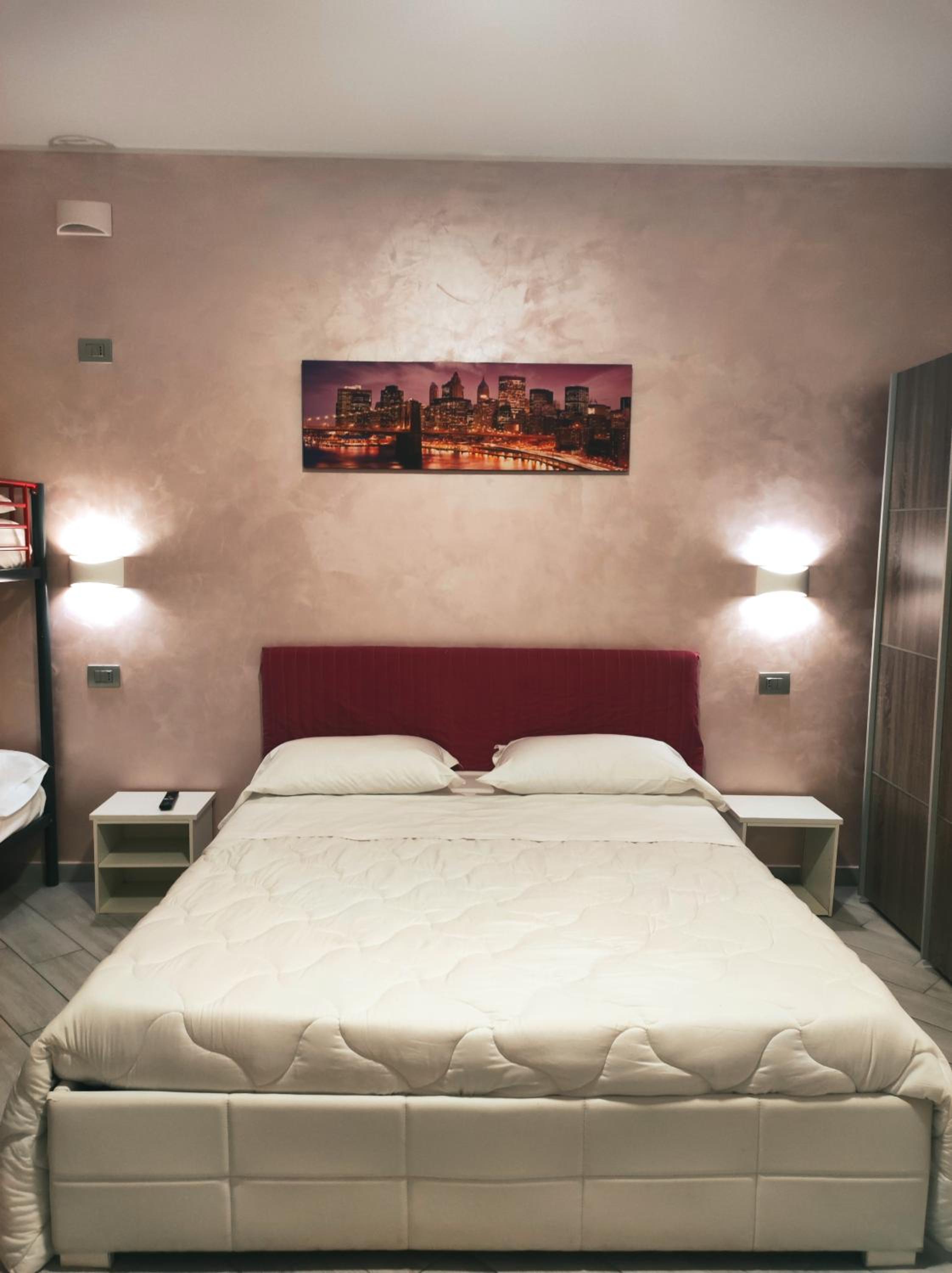 Quadruple Room with Private Bathroom - Photo 1