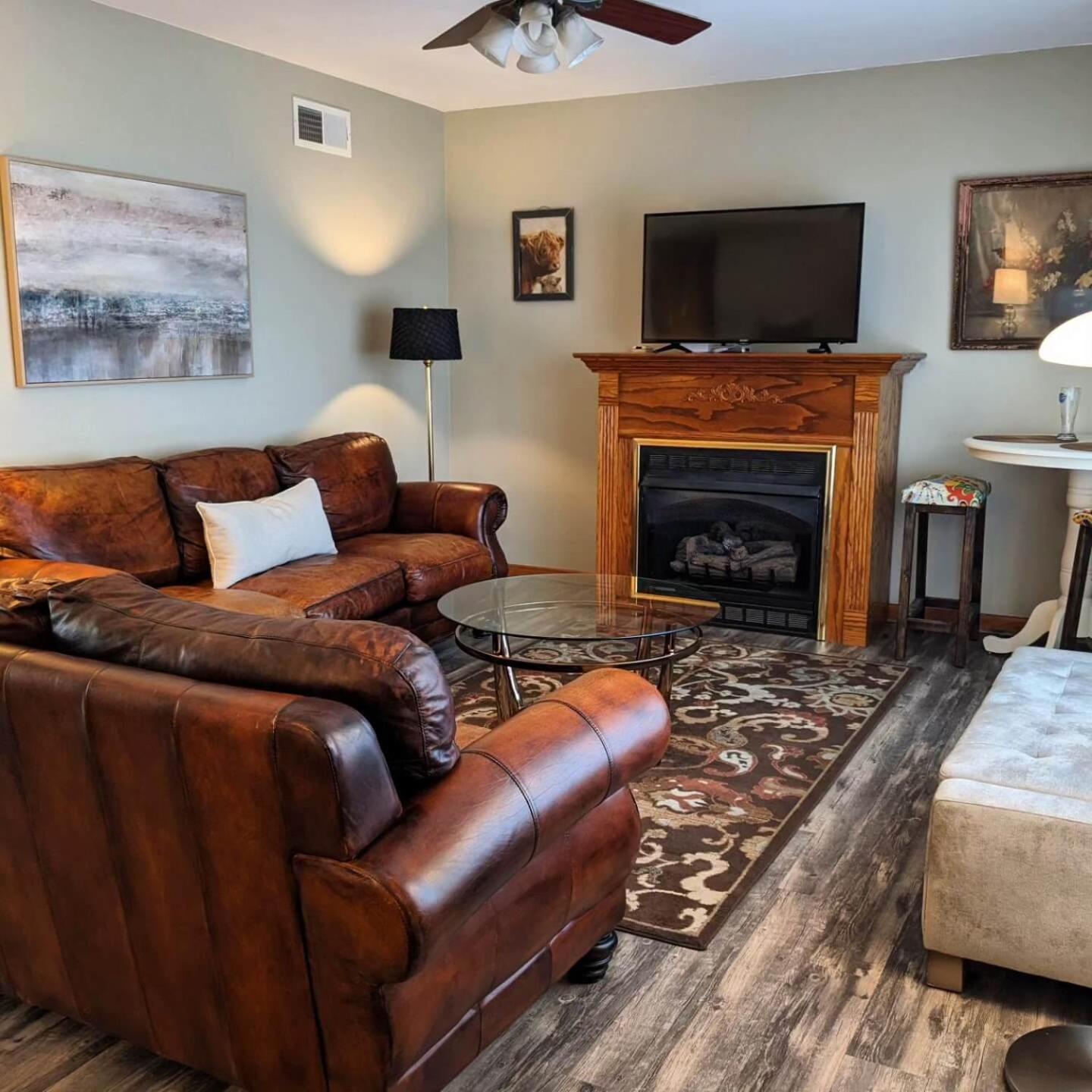 Three-Bedroom House photo 1