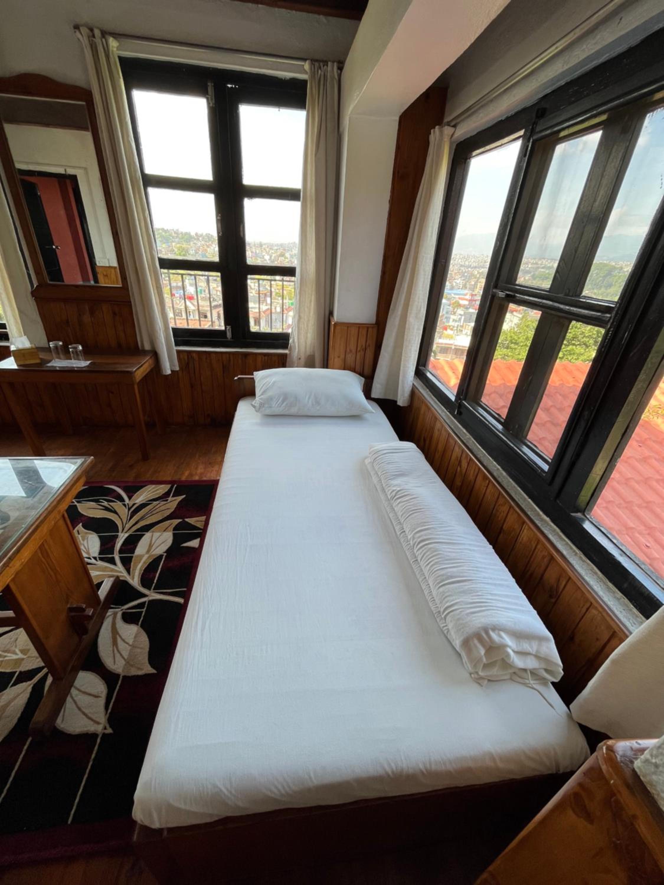 Double Room with Private Bathroom photo 3