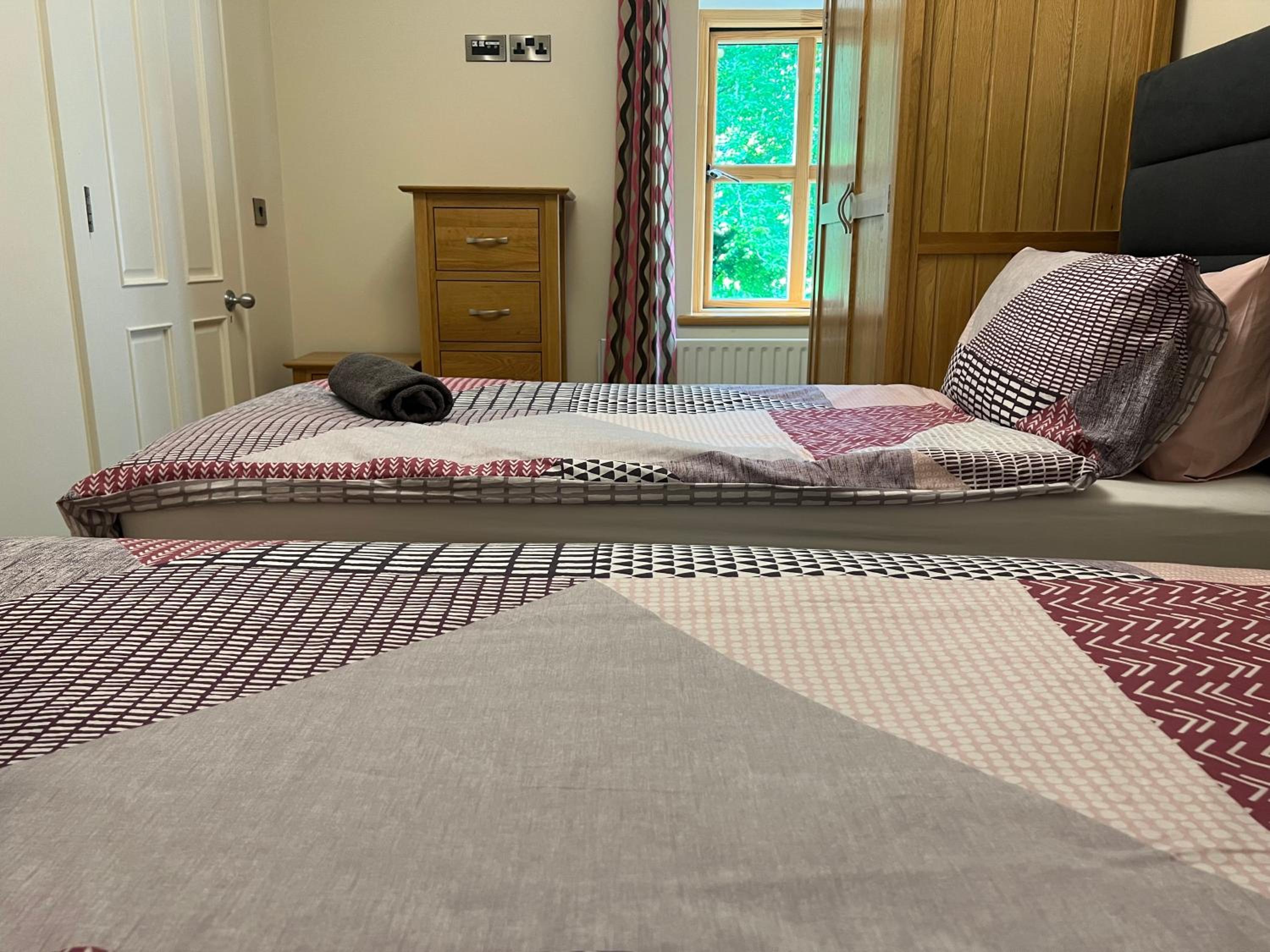 Two-Bedroom House - Photo 32