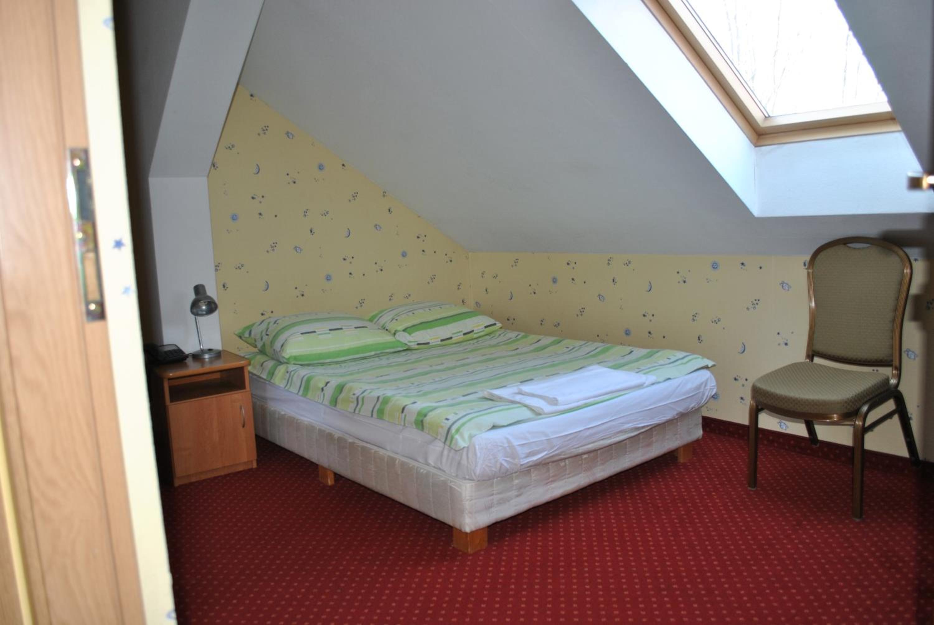 Budget Single Room photo 2