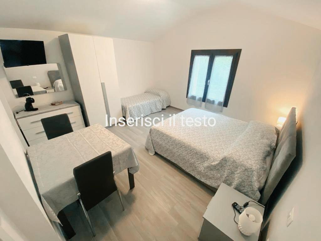 Comfort Triple Room with Shower