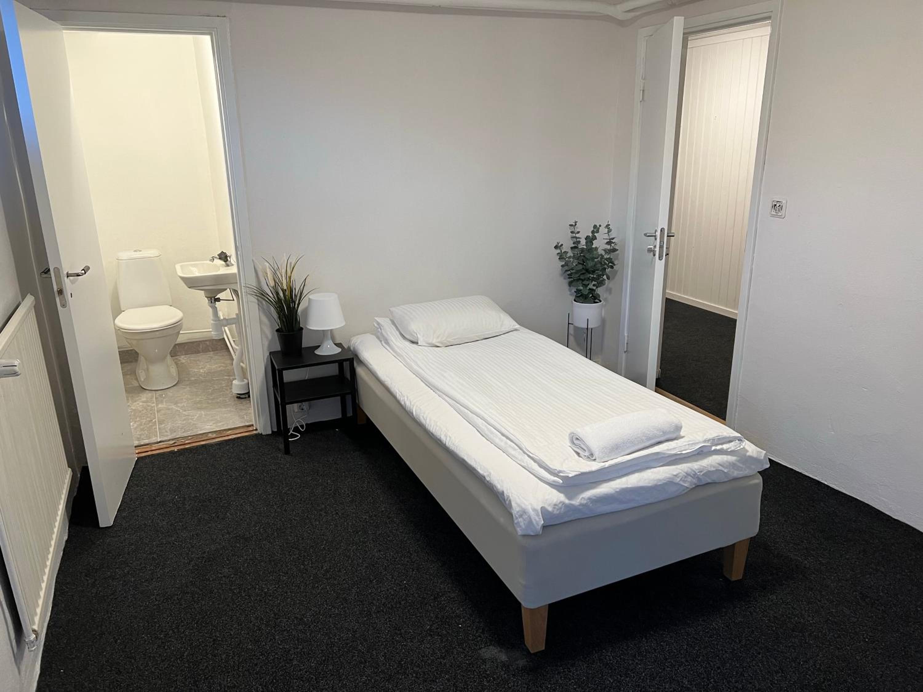 Small Single Room