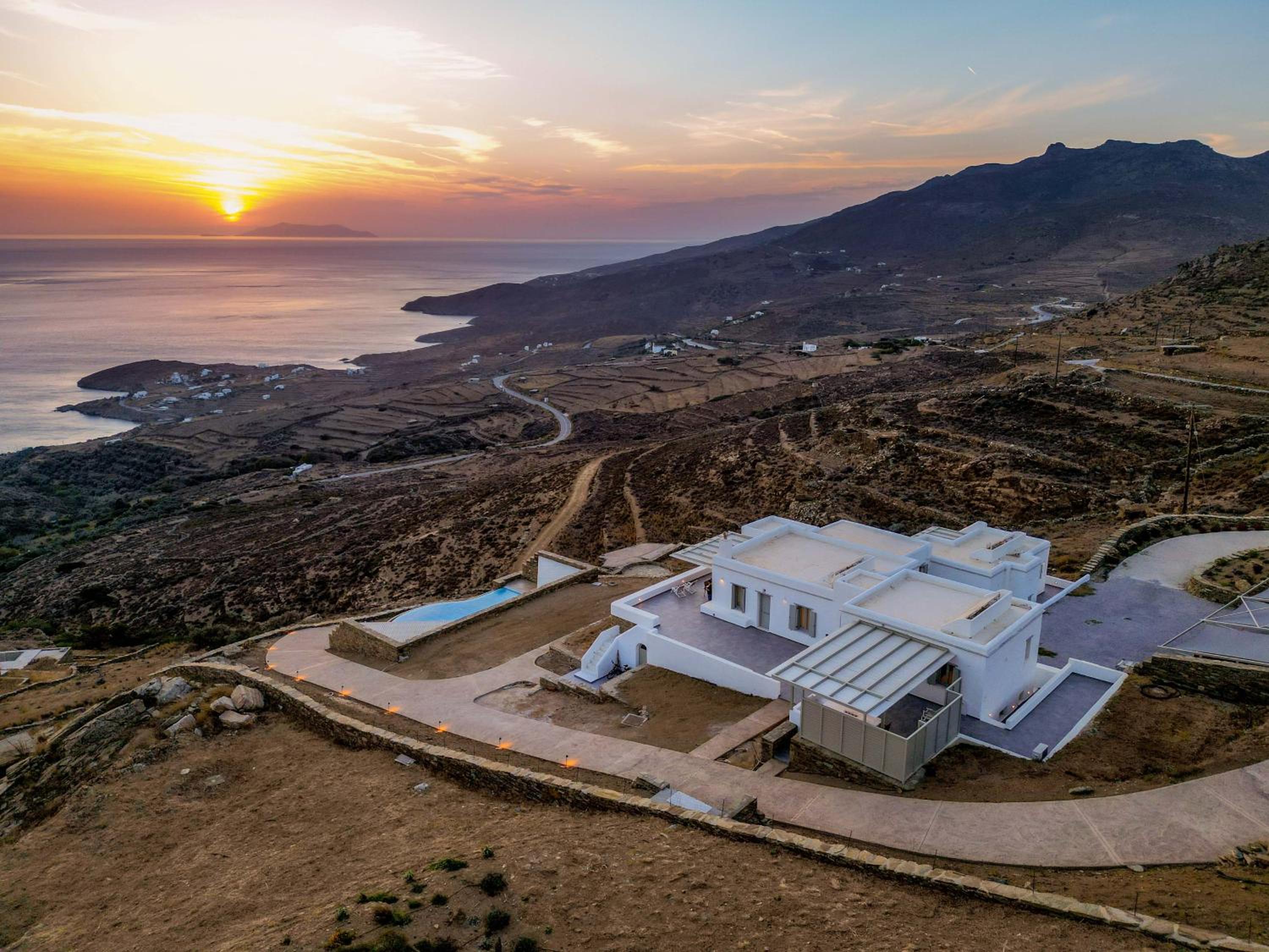 Villa with Sea View photo 3