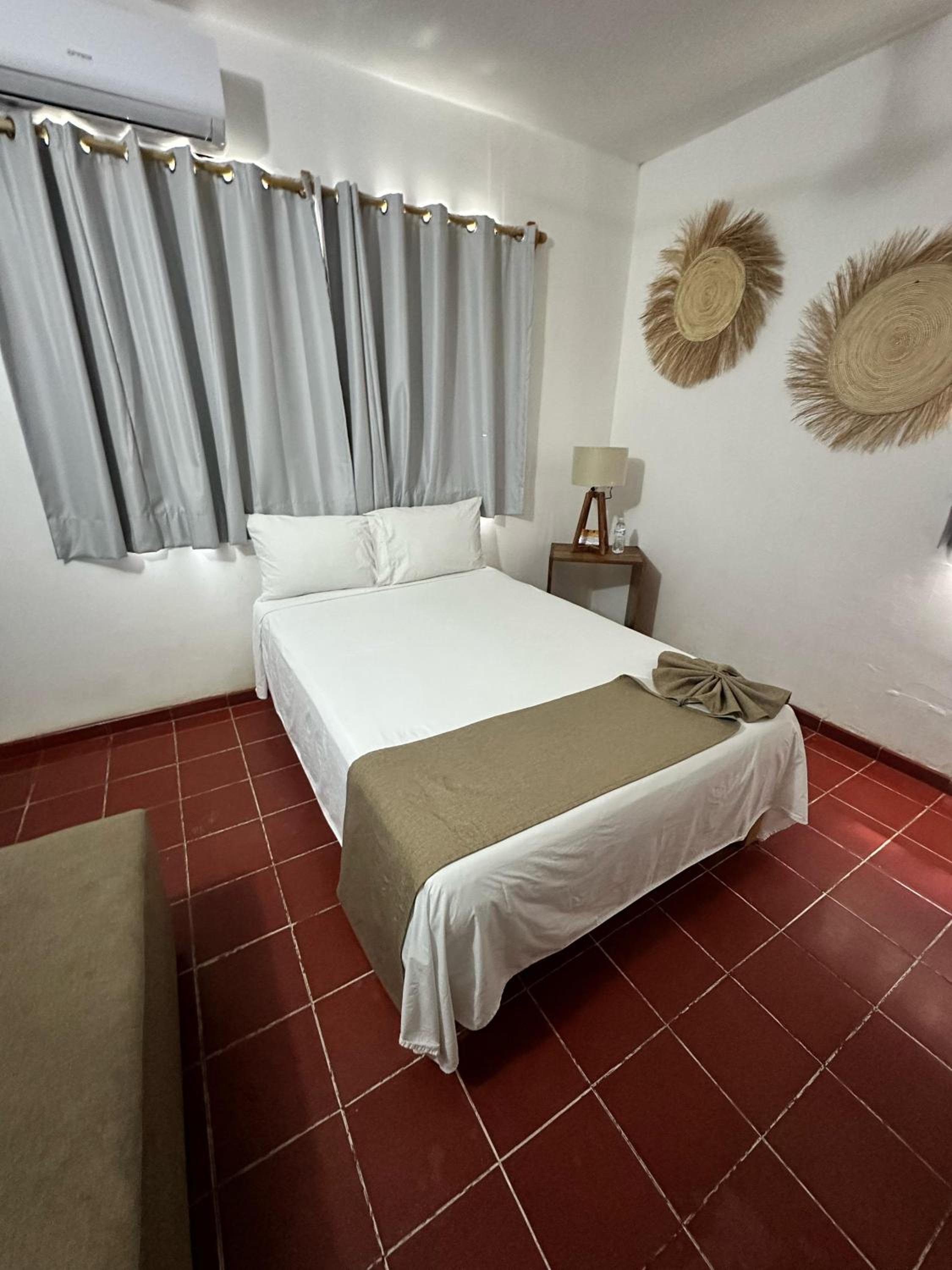 Deluxe Room - Photo 2