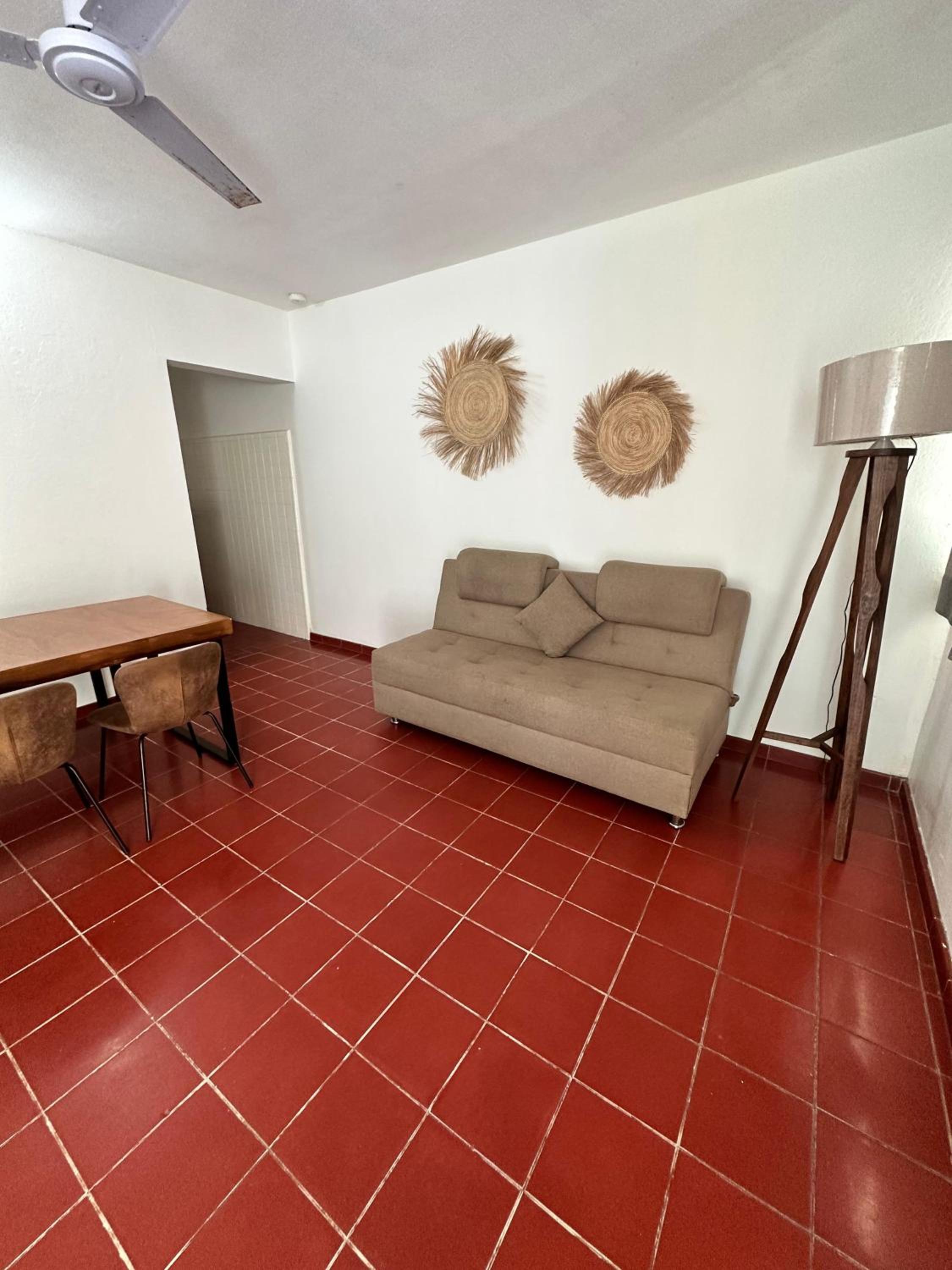 Studio with Sofa Bed - Photo 4