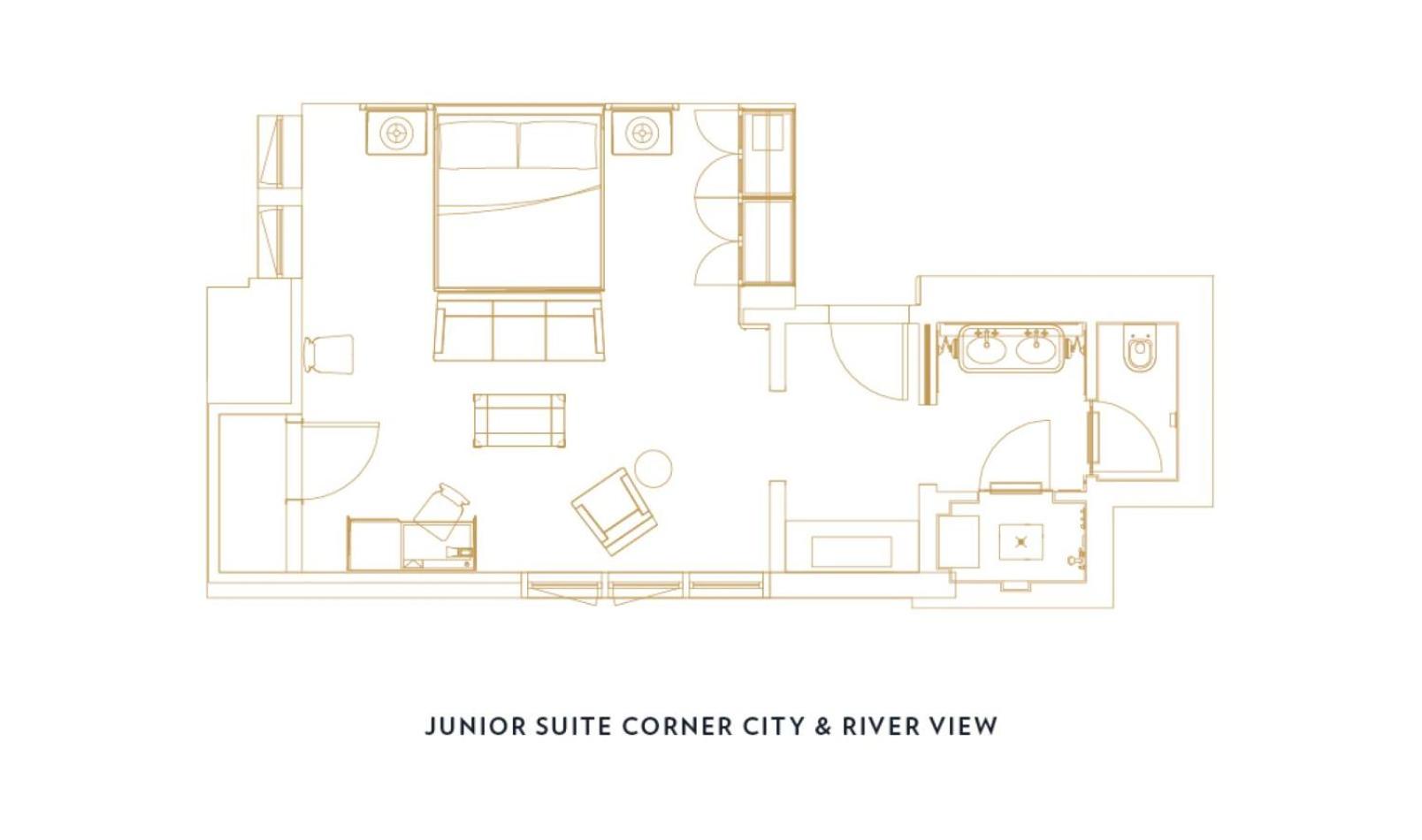 Junior Suite Corner City View