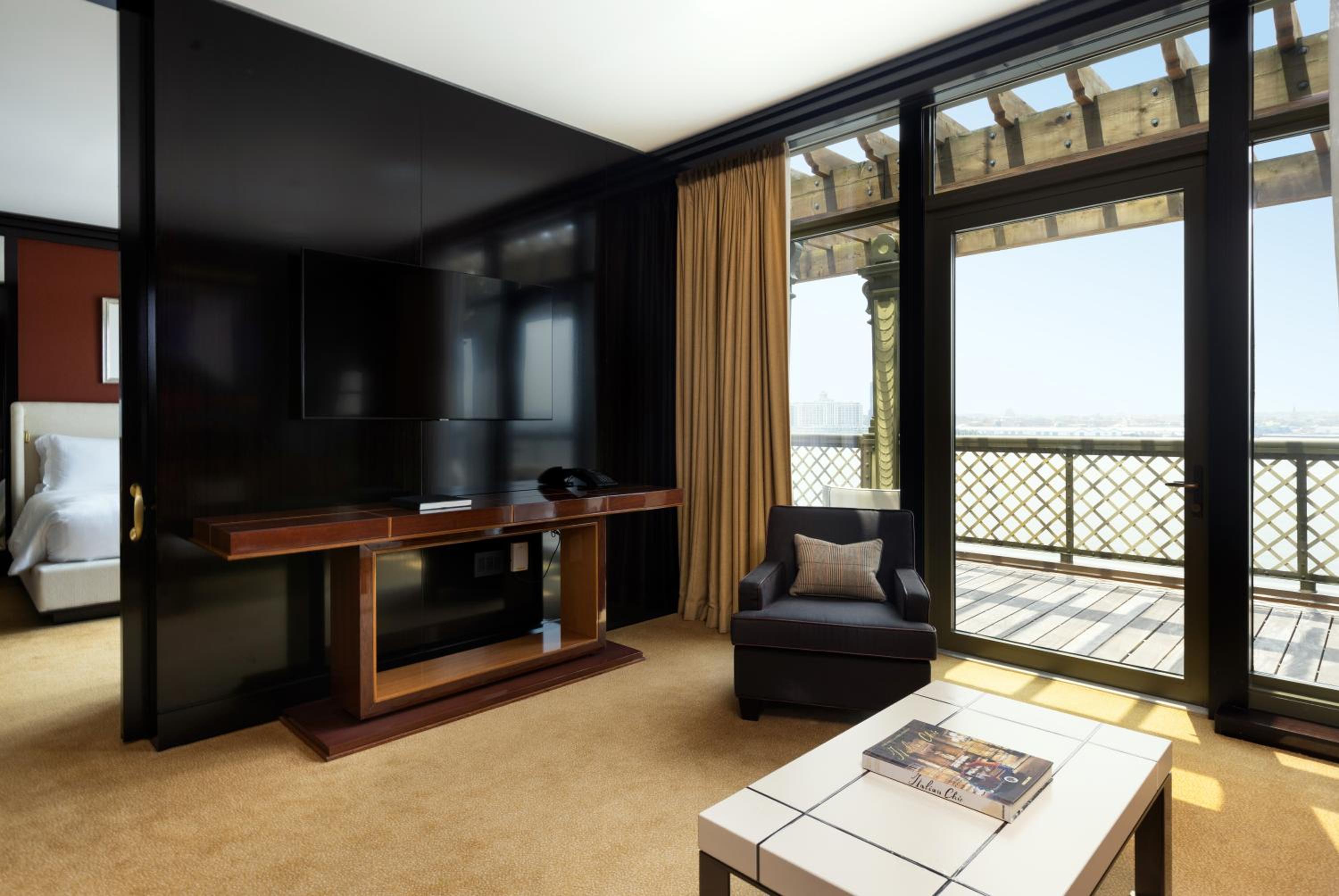 Two Bedroom Verrazano Suite Accessible