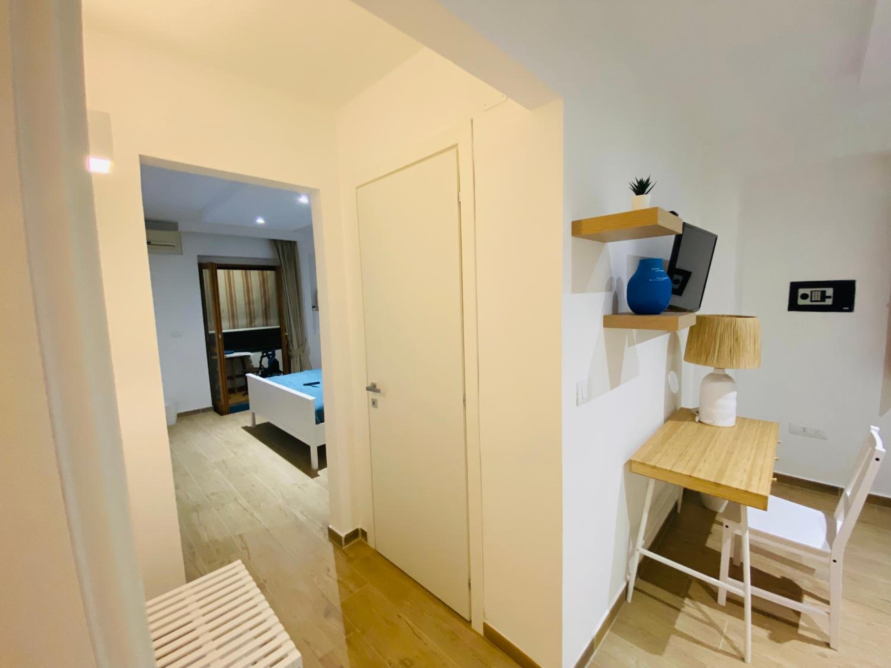 Deluxe Quadruple Room - Photo 1