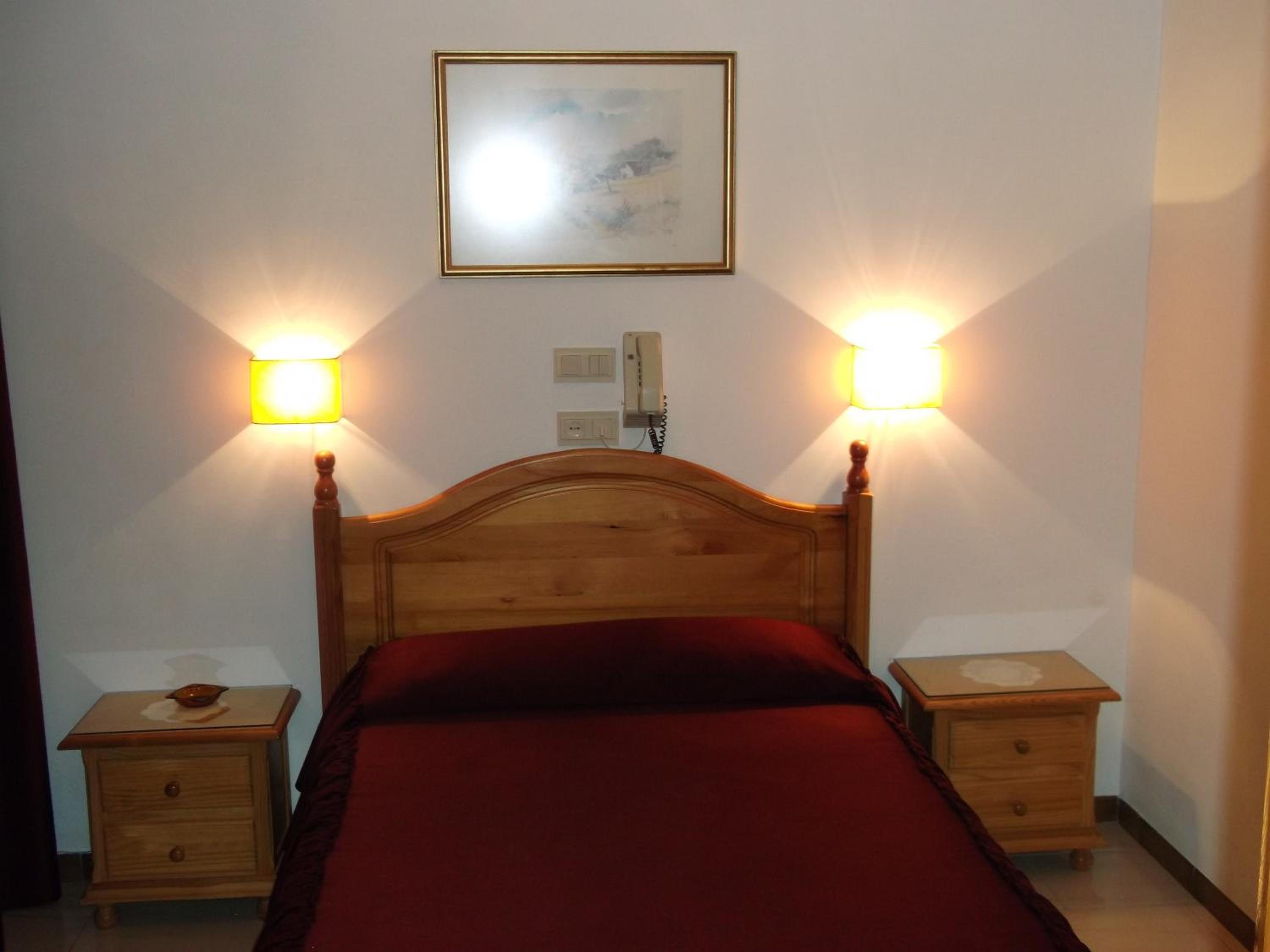 Double Room with Private Bathroom photo 2