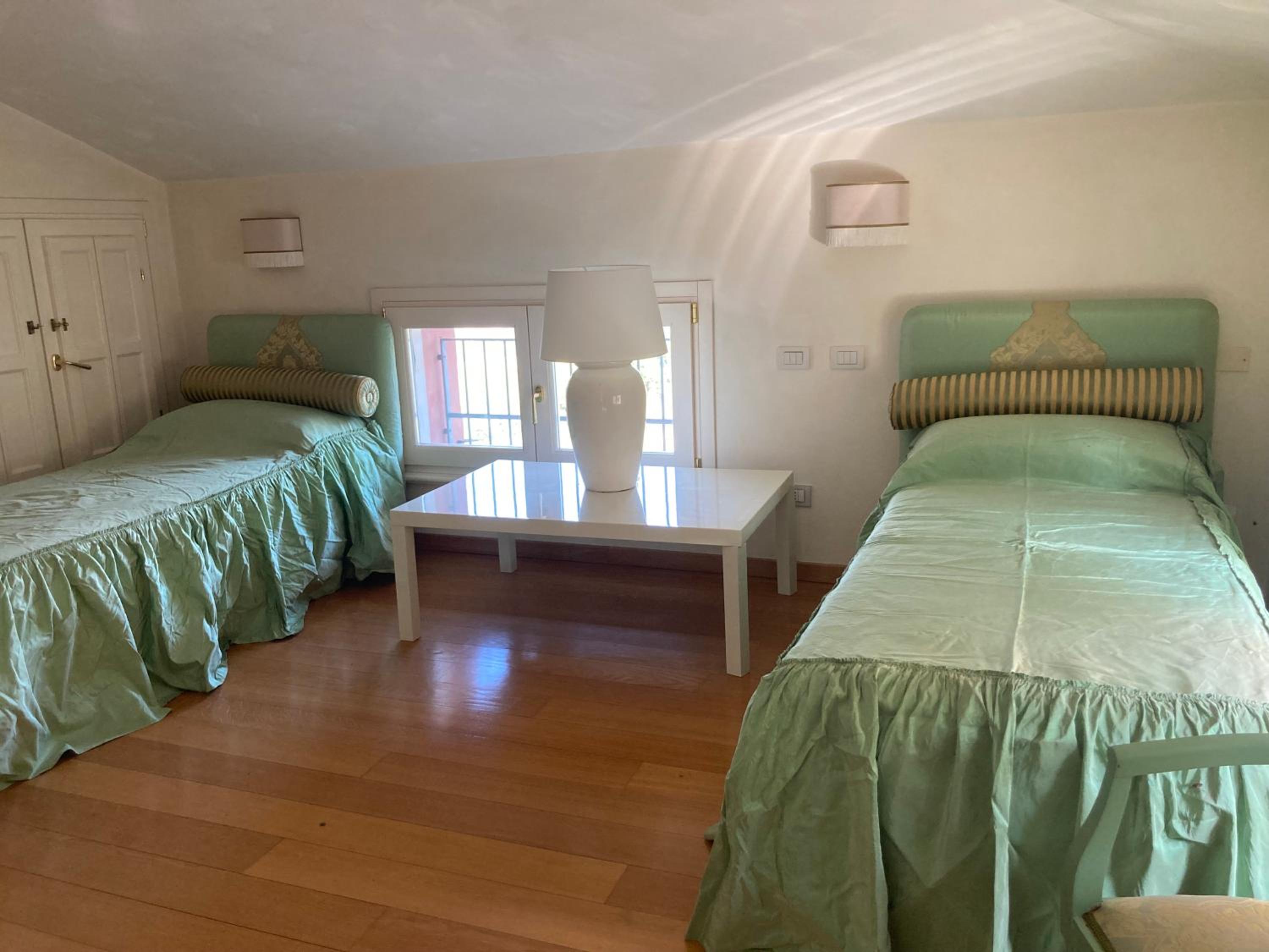 Deluxe Villa