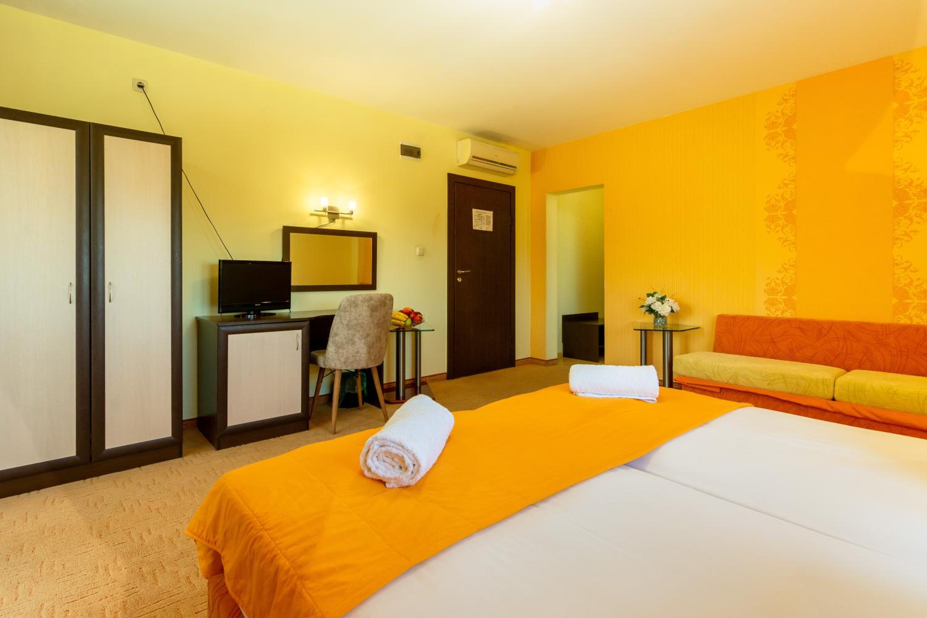 Double Room with Mountain View photo 2