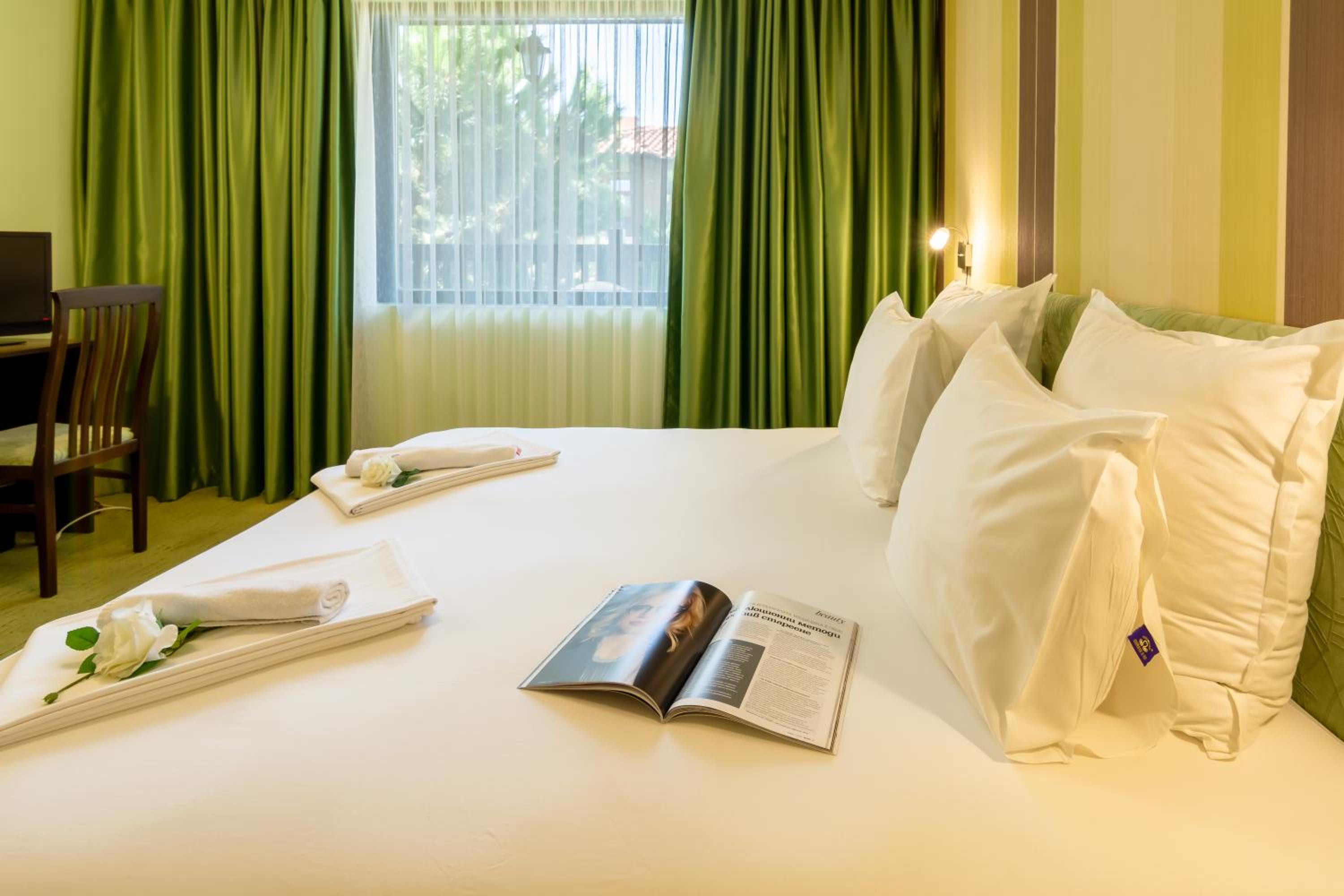 Double Room with Garden View photo 2