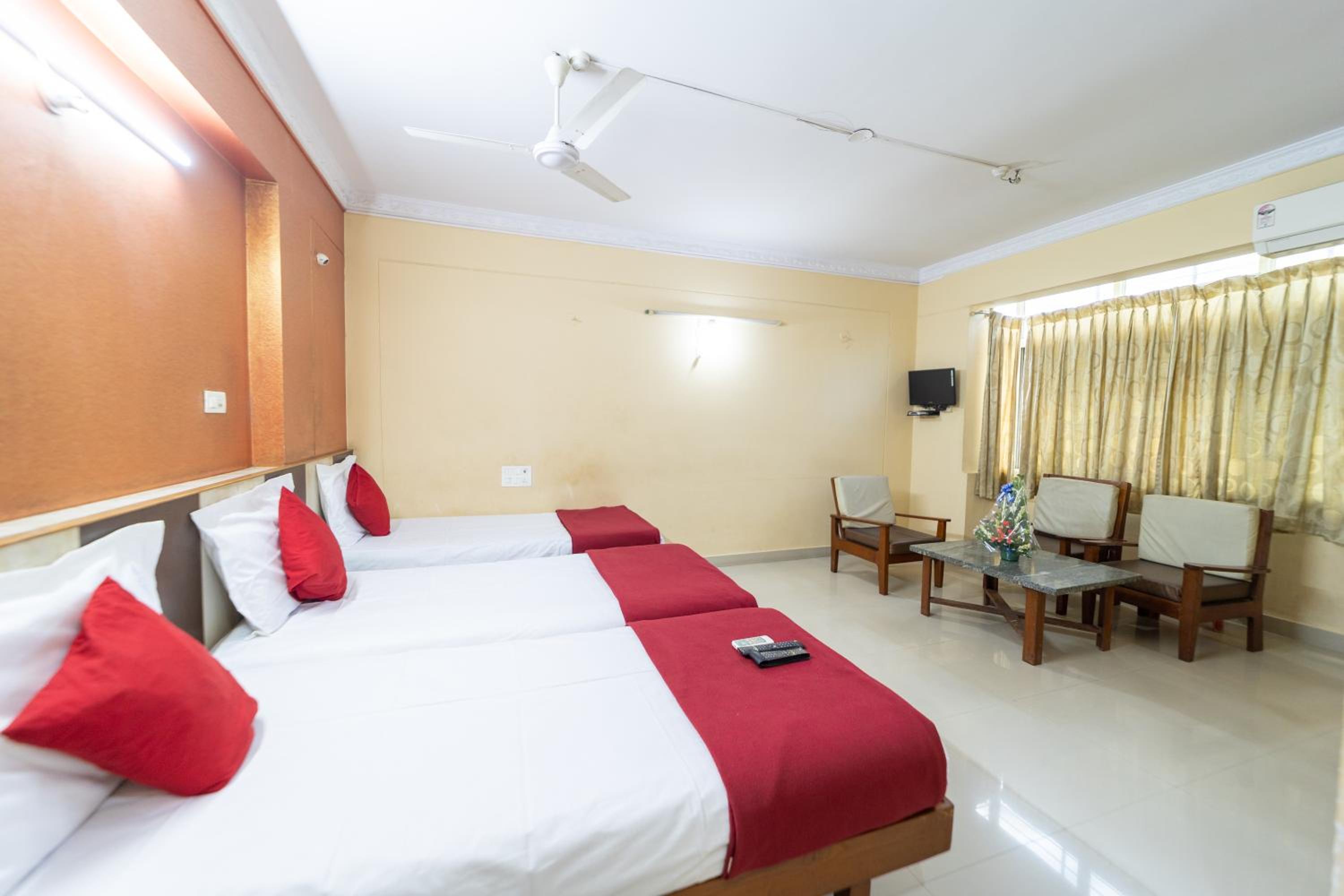 Deluxe Triple Room