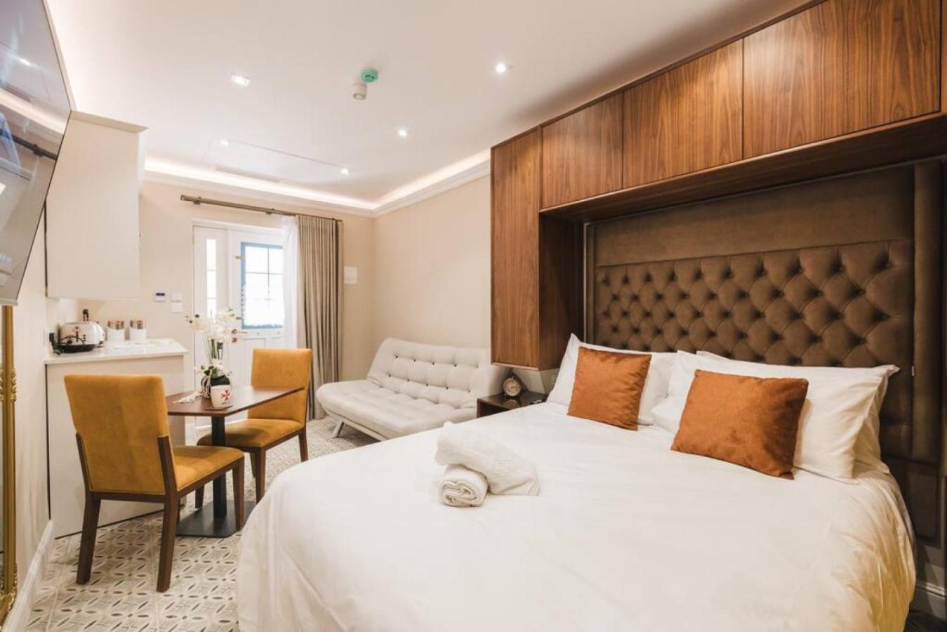 Double Room with Park View photo 1