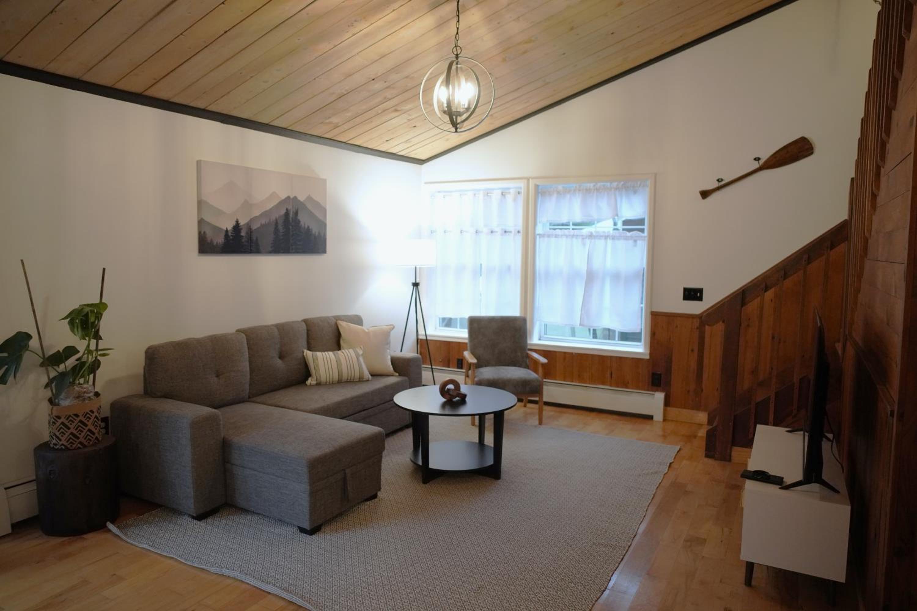 Four-Bedroom House photo 1