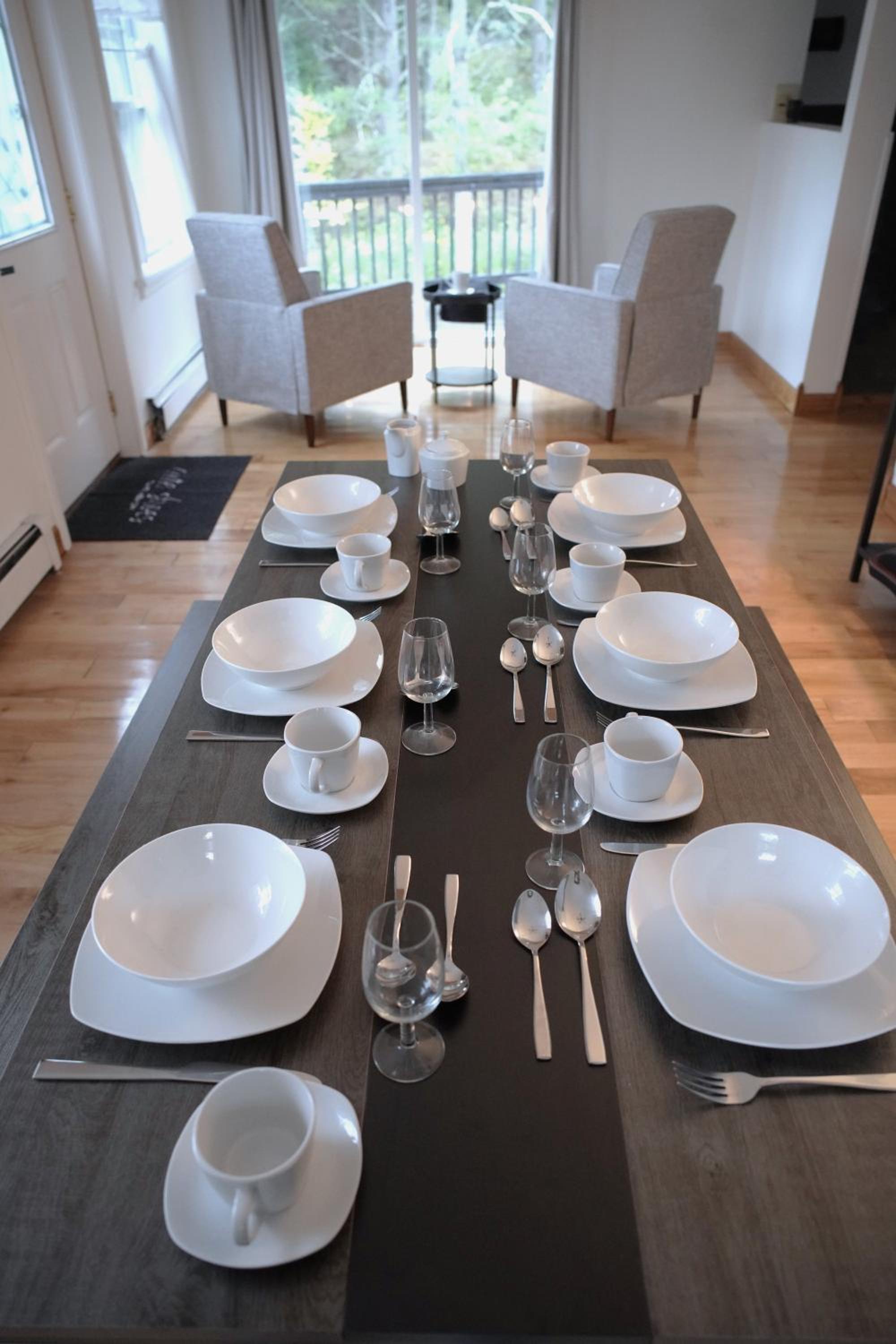 Four-Bedroom House photo 2