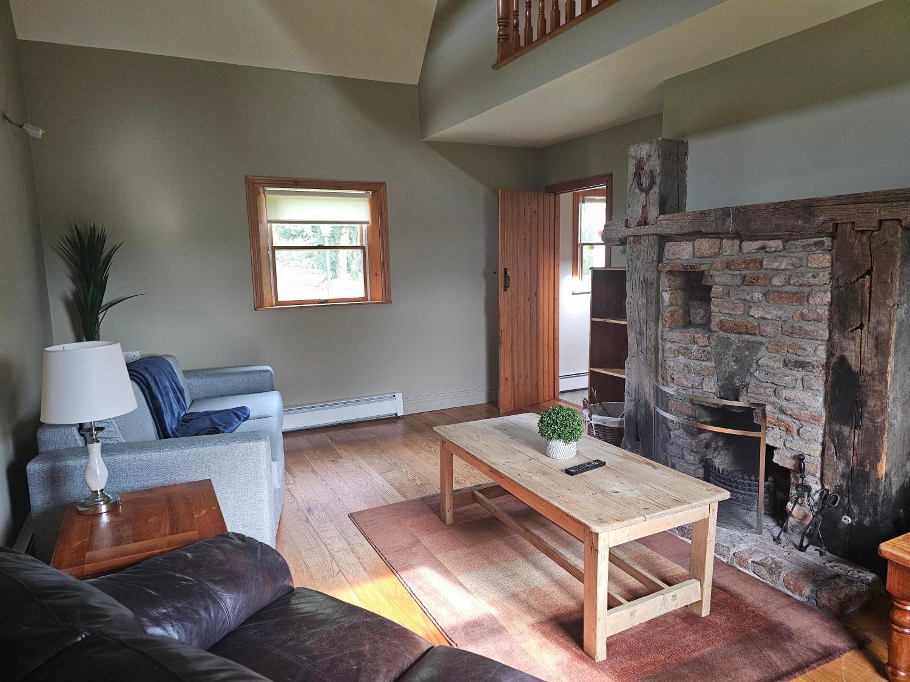 Three-Bedroom House photo 1