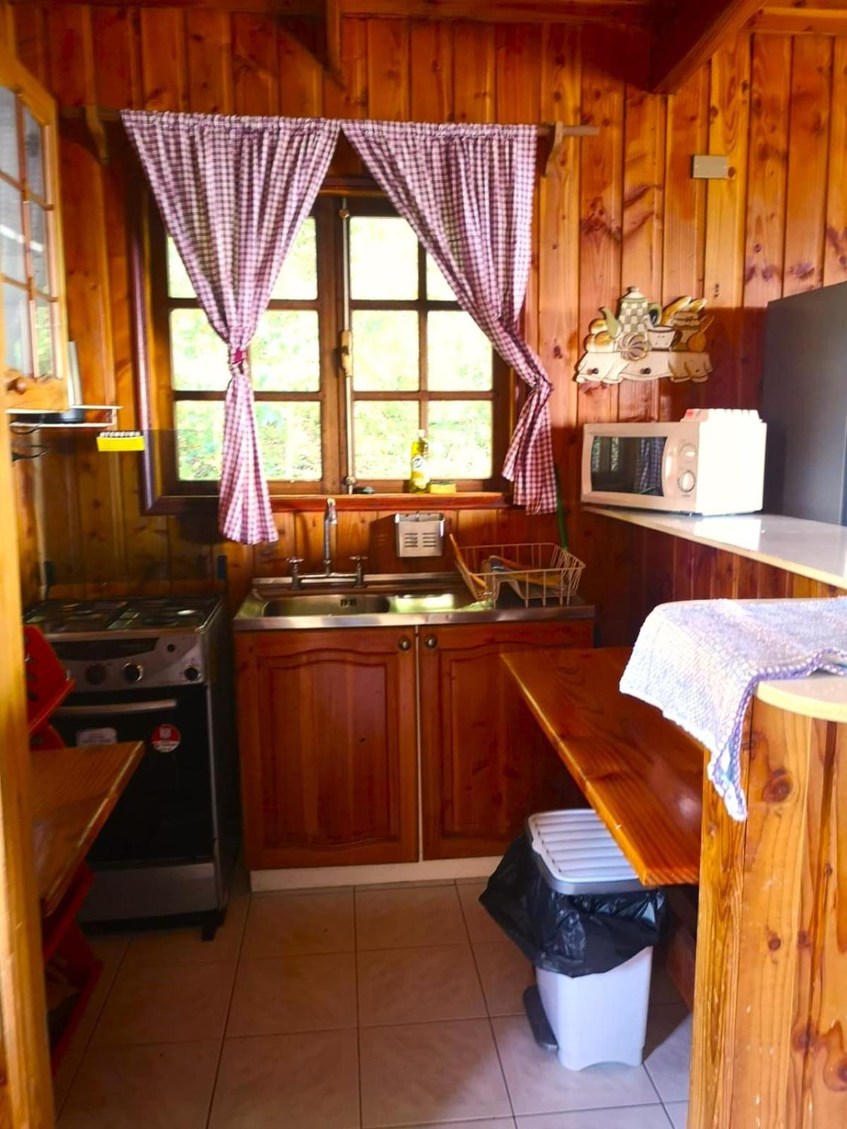 Two-Bedroom House photo 3