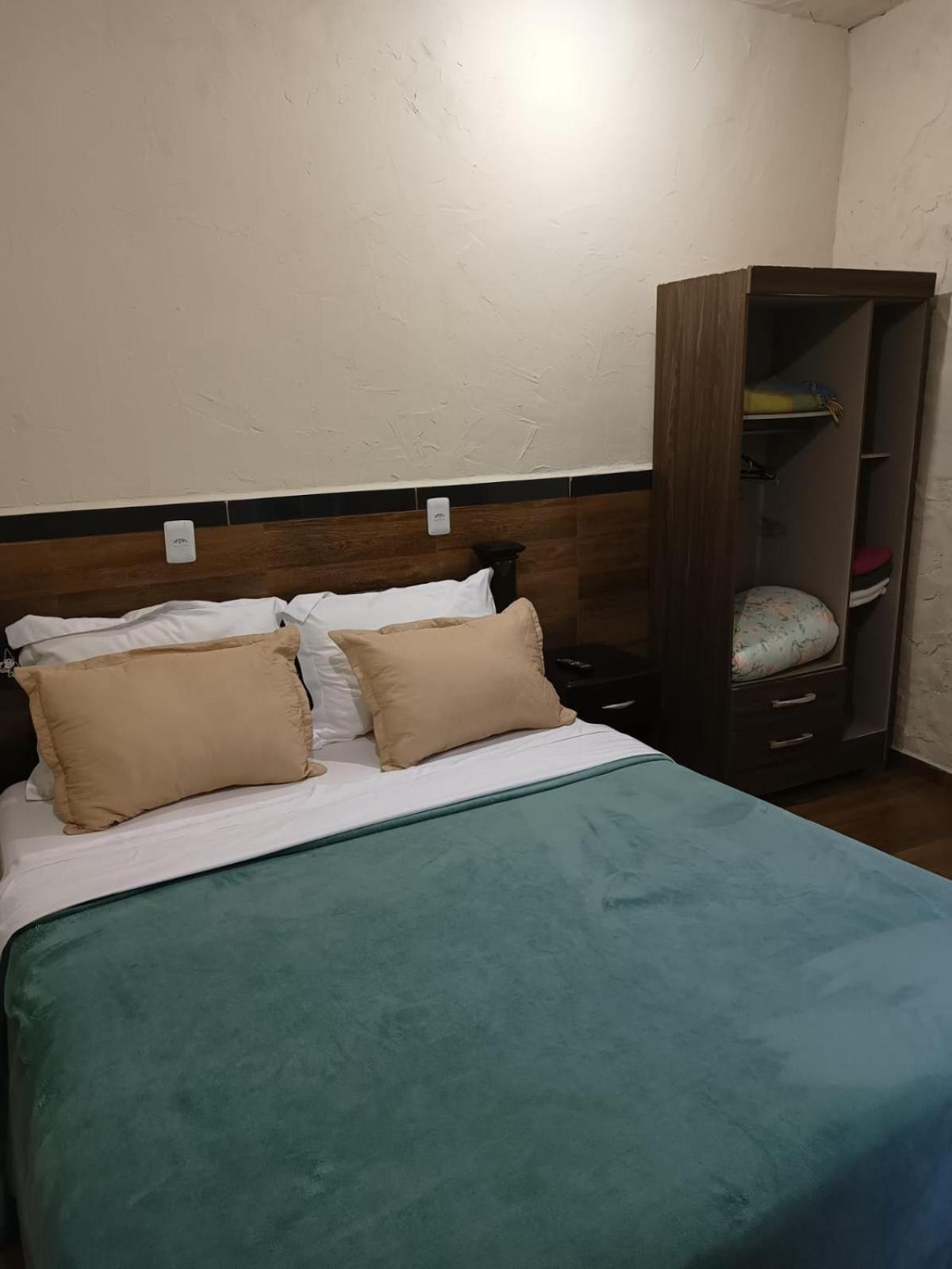 Deluxe Queen Room photo 3