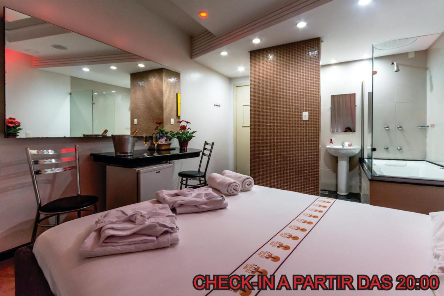 Suite with Spa Bath
