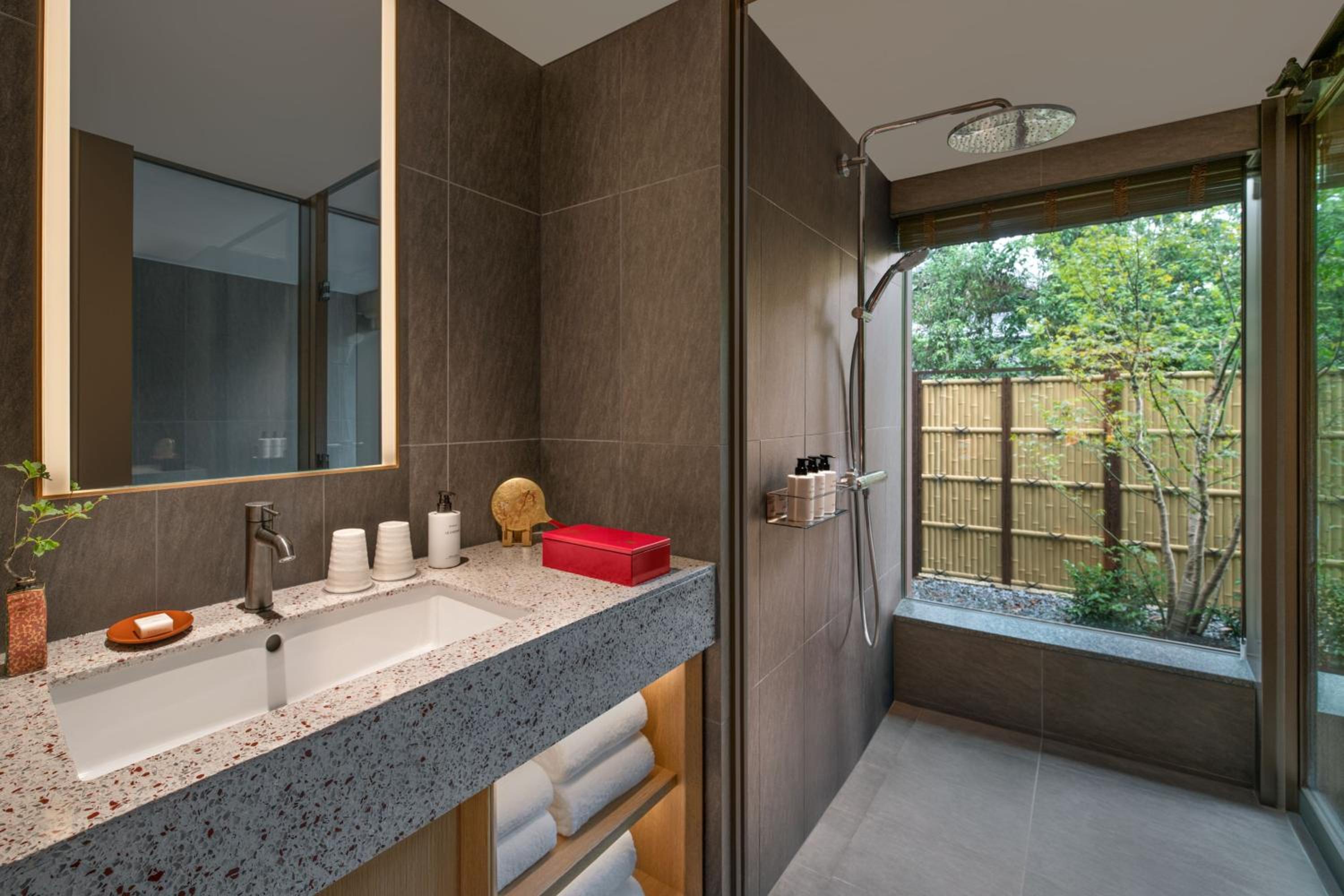 Open Air Deluxe King Room with Garden View