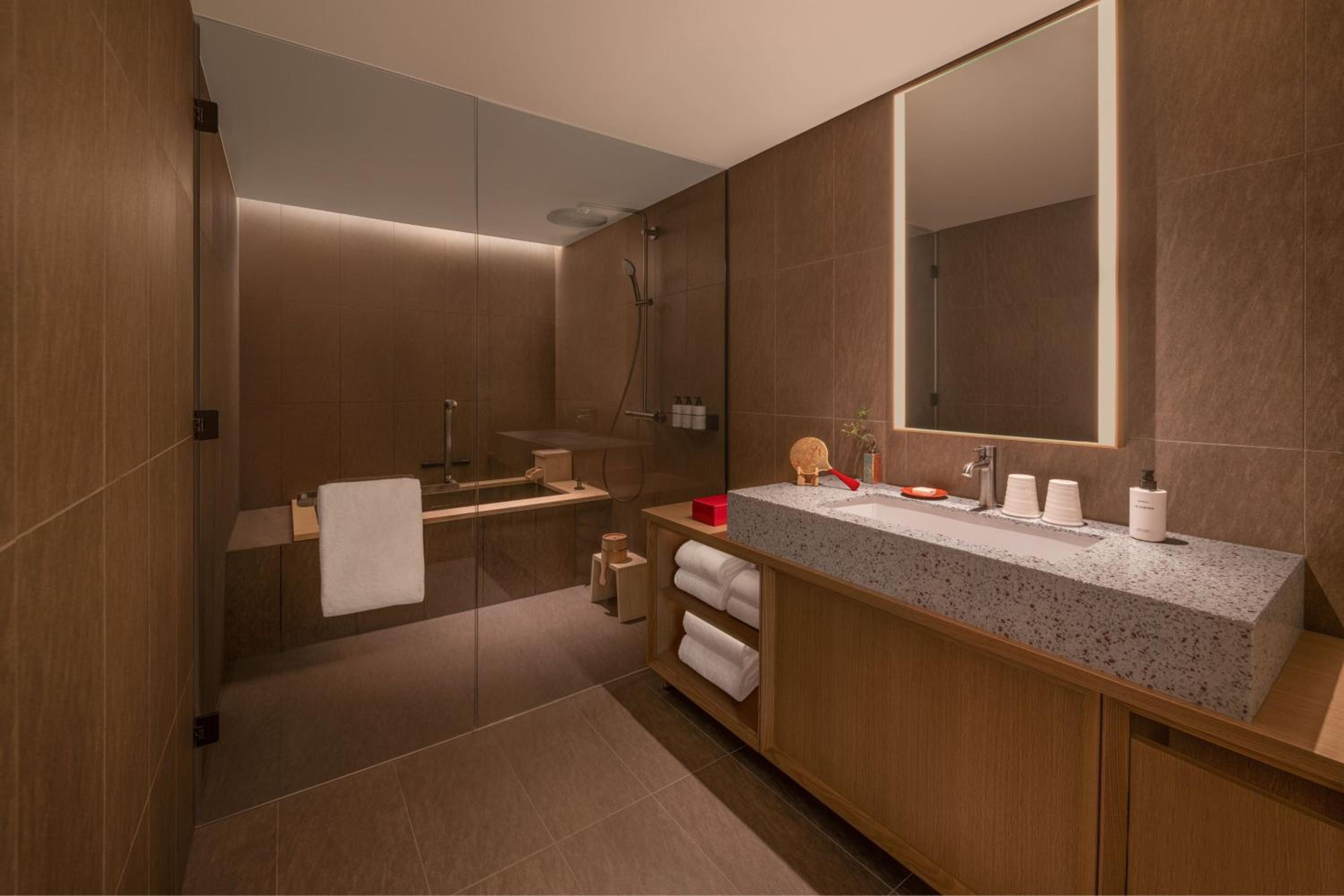 Deluxe Twin Room with Garden View
