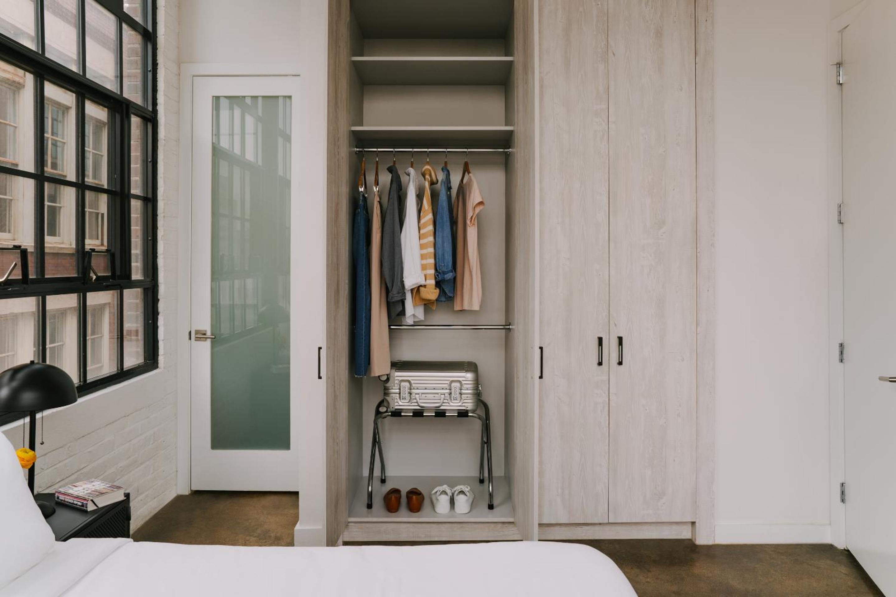 Two-Bedroom Apartment - Photo 7