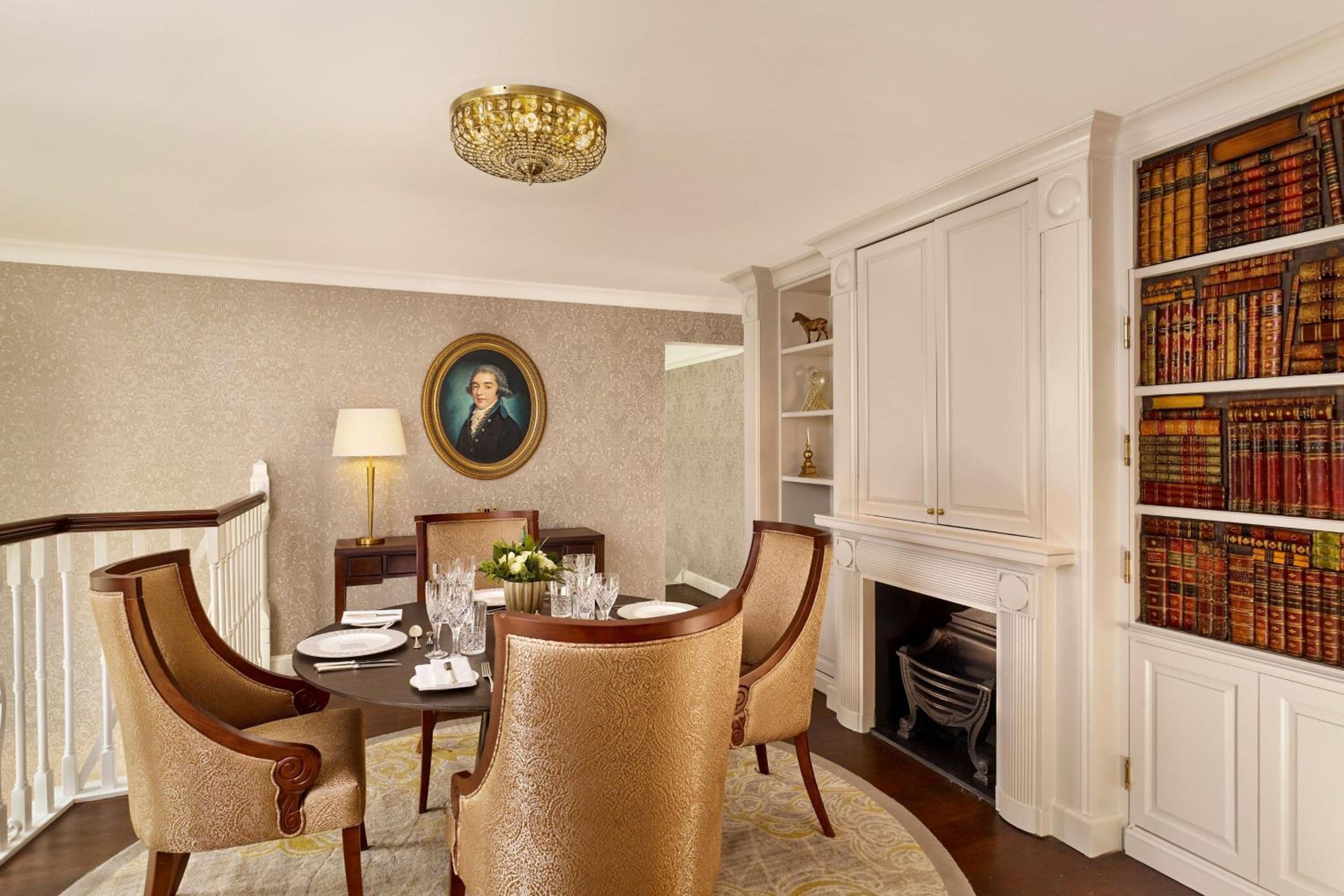 Presidential King Suite with City View
