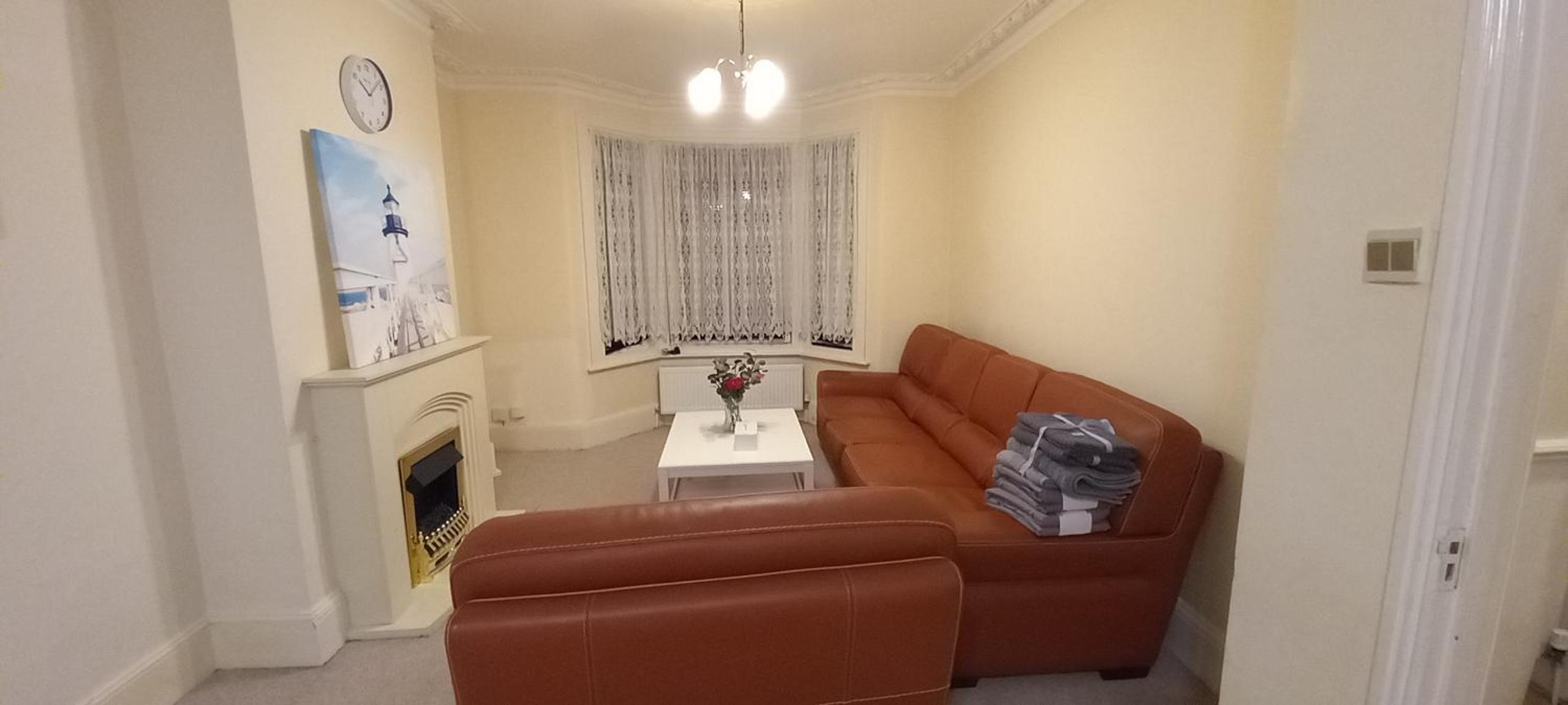 Four-Bedroom House photo 1