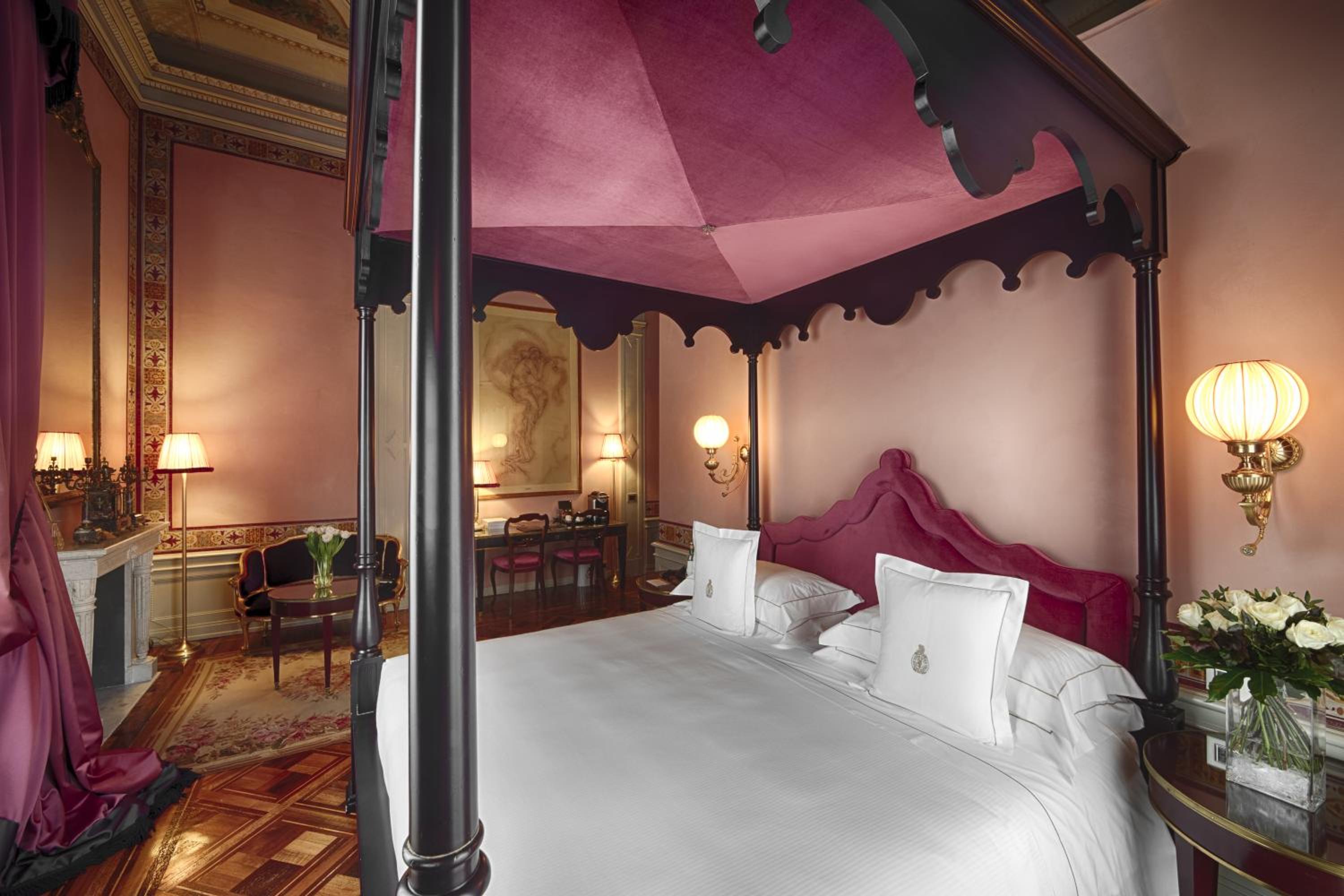 Junior Suite (Non Smoking) - Photo 1