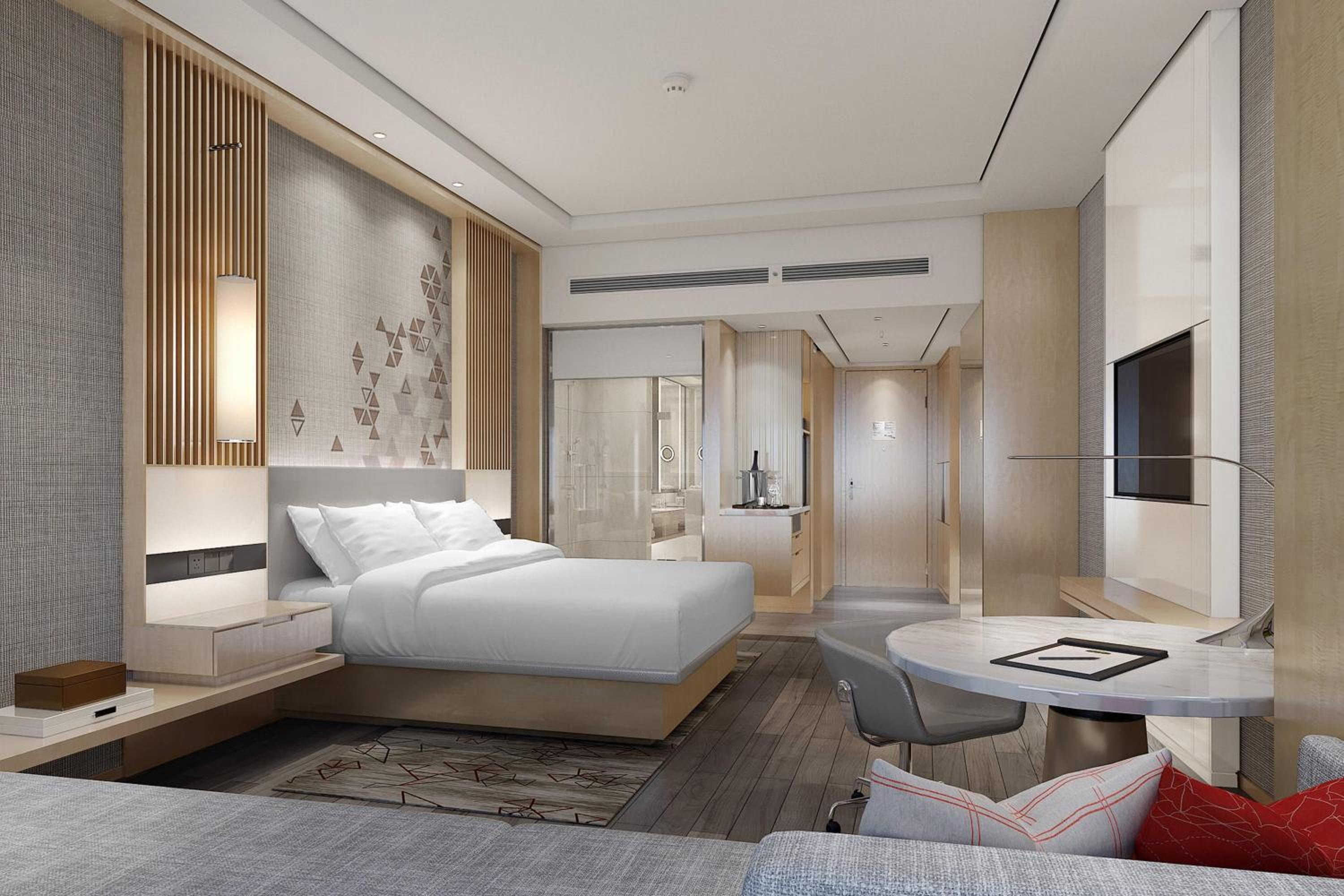 Deluxe King Room, Guest room, 1 King, City view - Photo 1