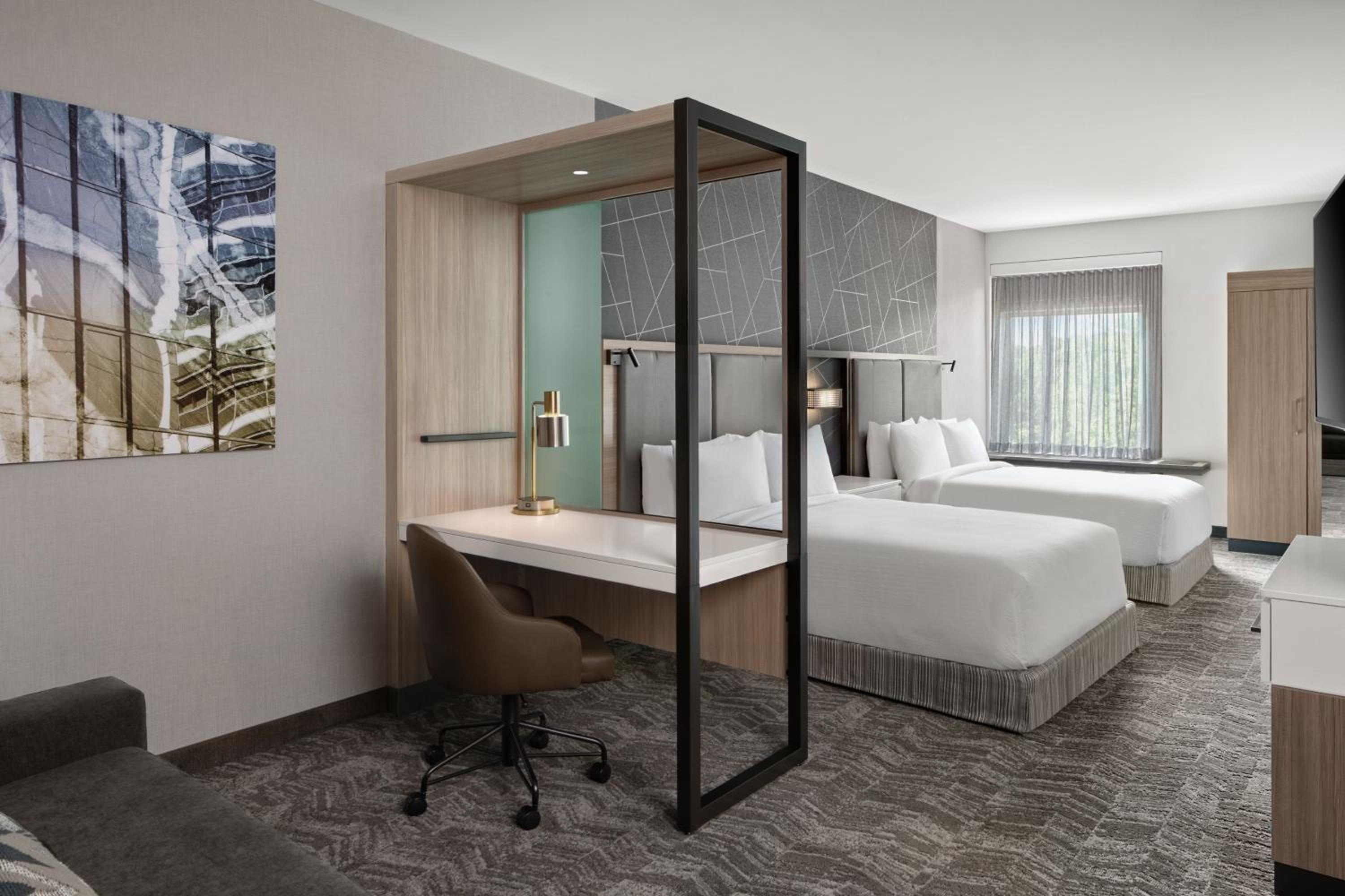 Suite with Two Queen Beds and Trundle Bed - Photo 2