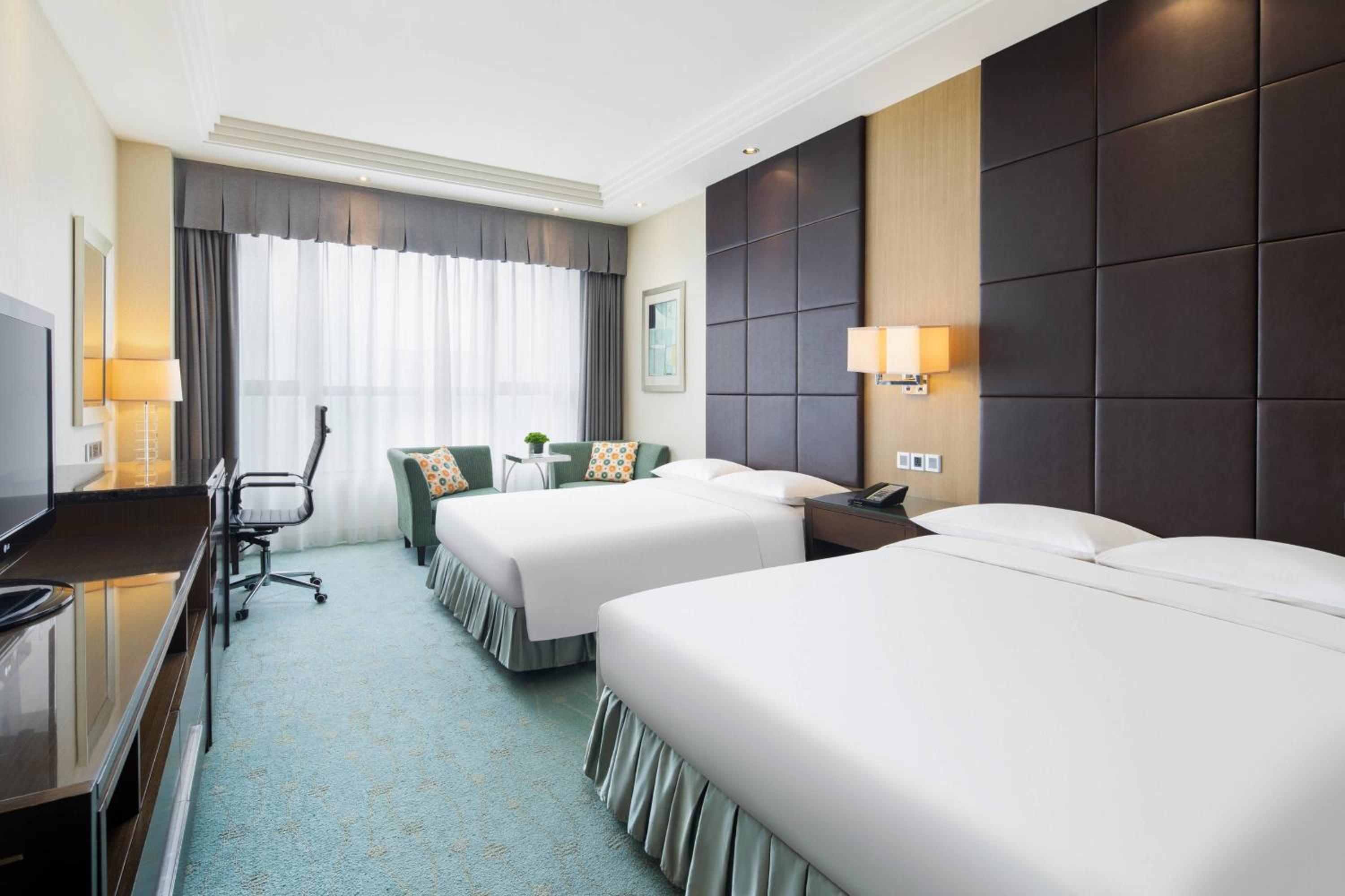 Deluxe Twin Room - Photo 2