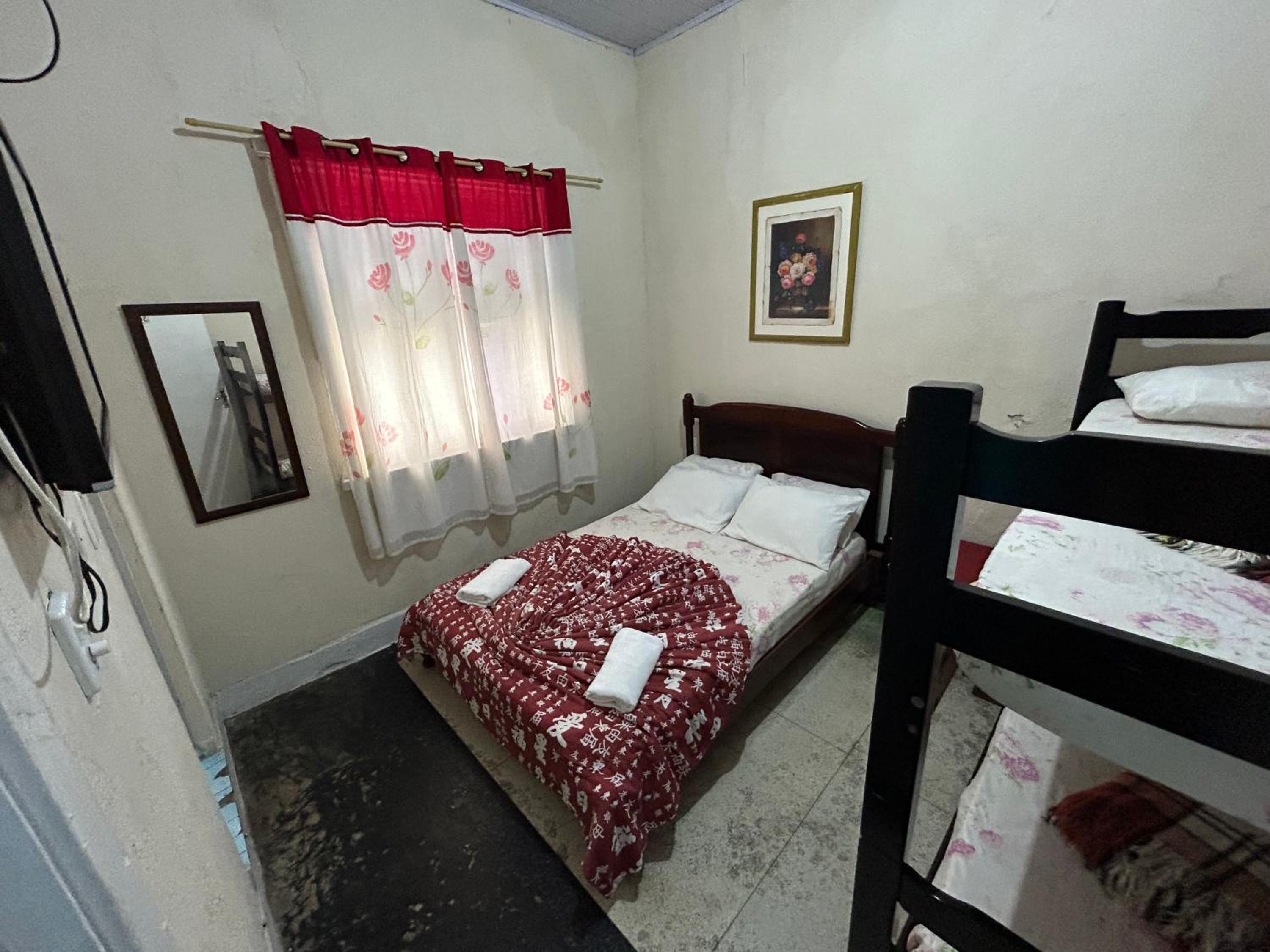 Standard Quadruple Room photo 2