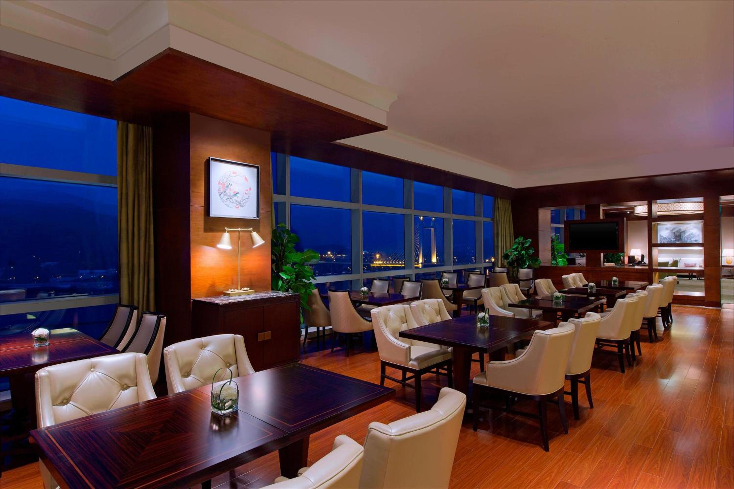 Club King Room - Photo 4
